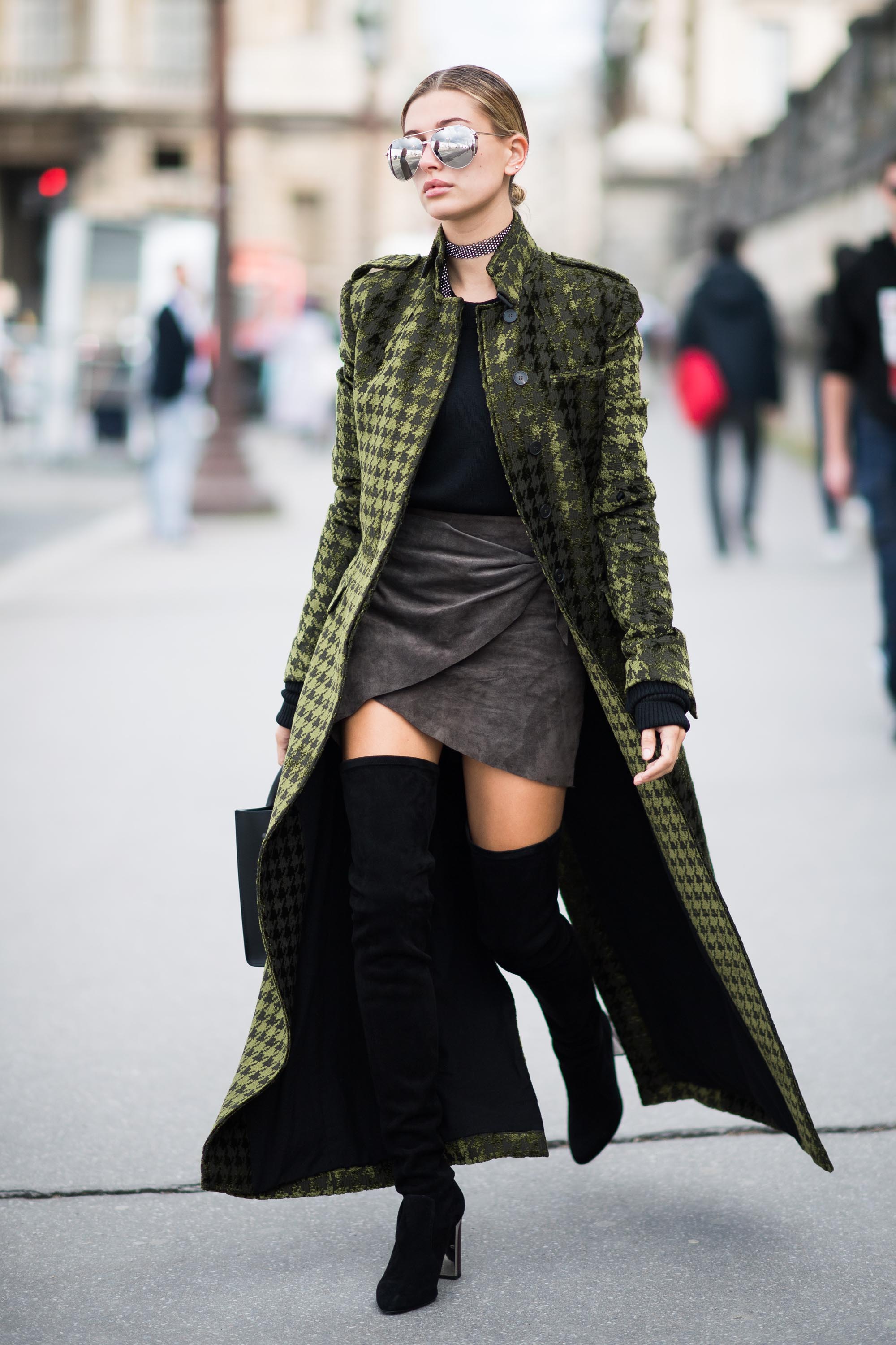 Hailey Baldwin Street Style at Paris Fashion Week