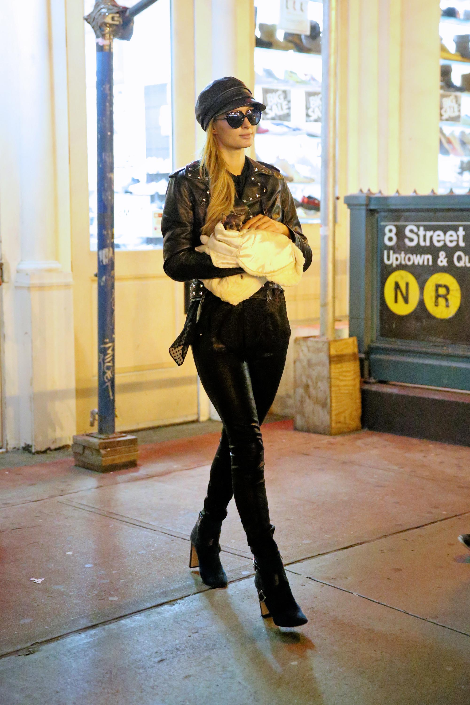 Paris Hilton leaves her apartment in New York