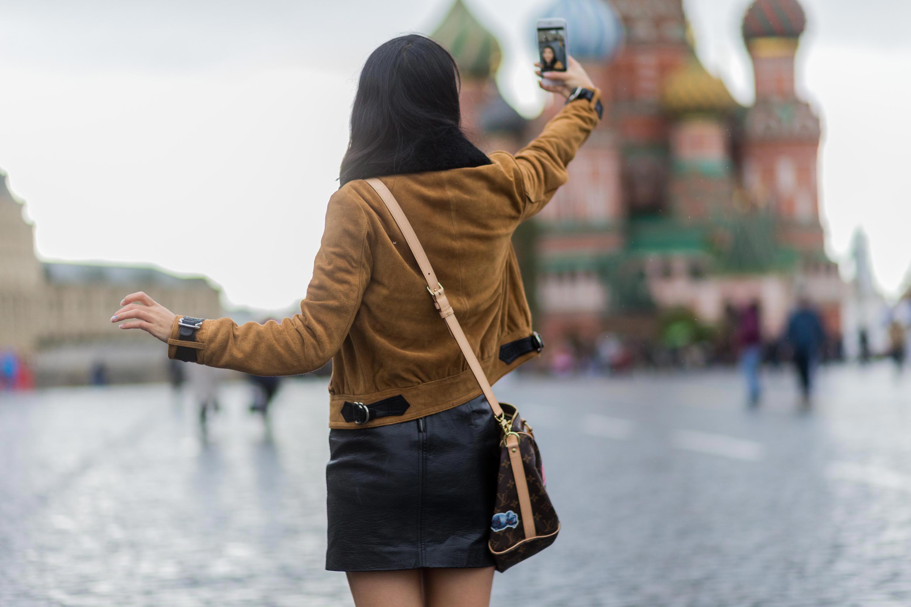 Yuwei Zhangzou Street Style Day 3 Mercedes-Benz Fashion Week Russia