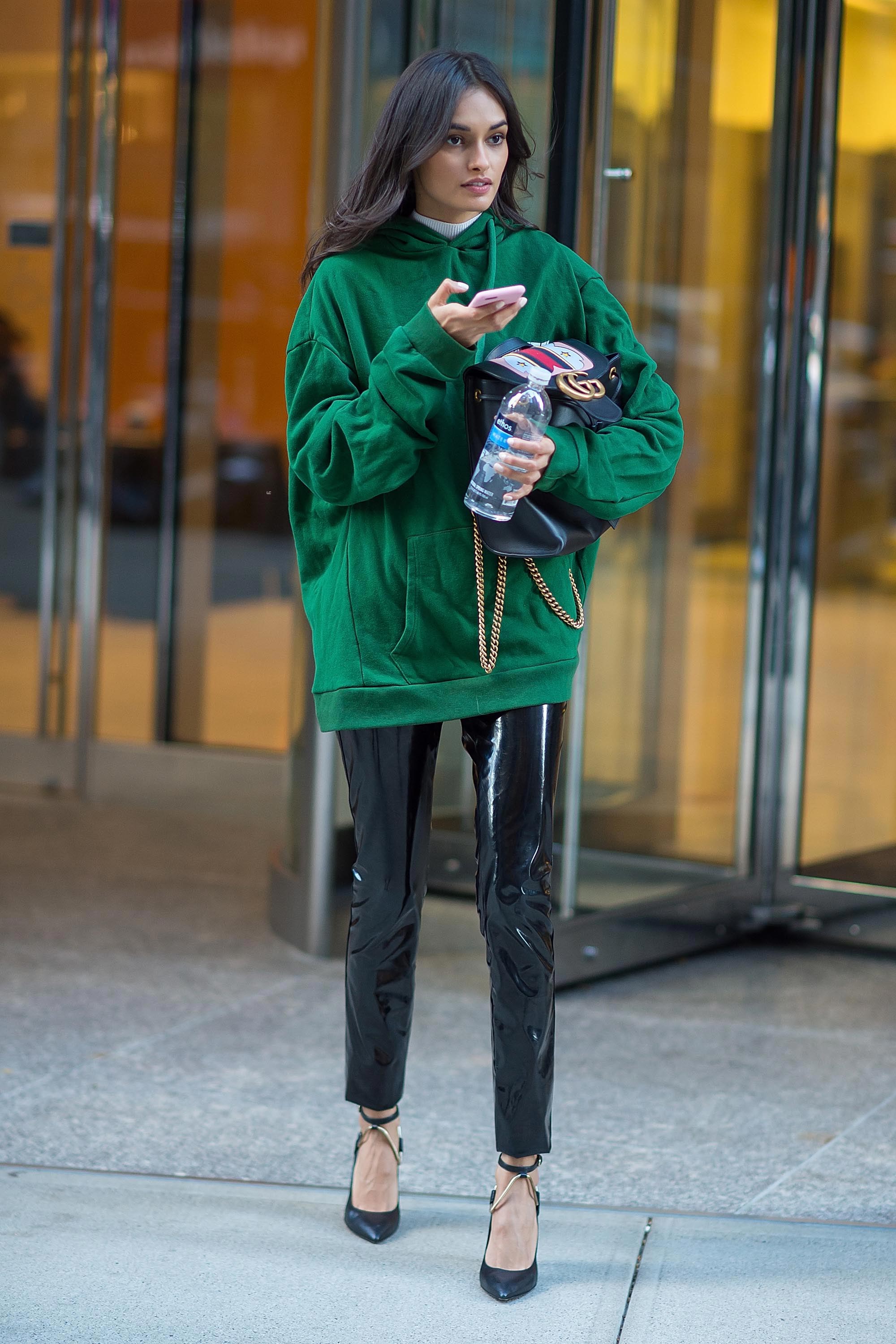 Gizele Oliveira attends the 2016 Victoria’s Secret Fashion Show