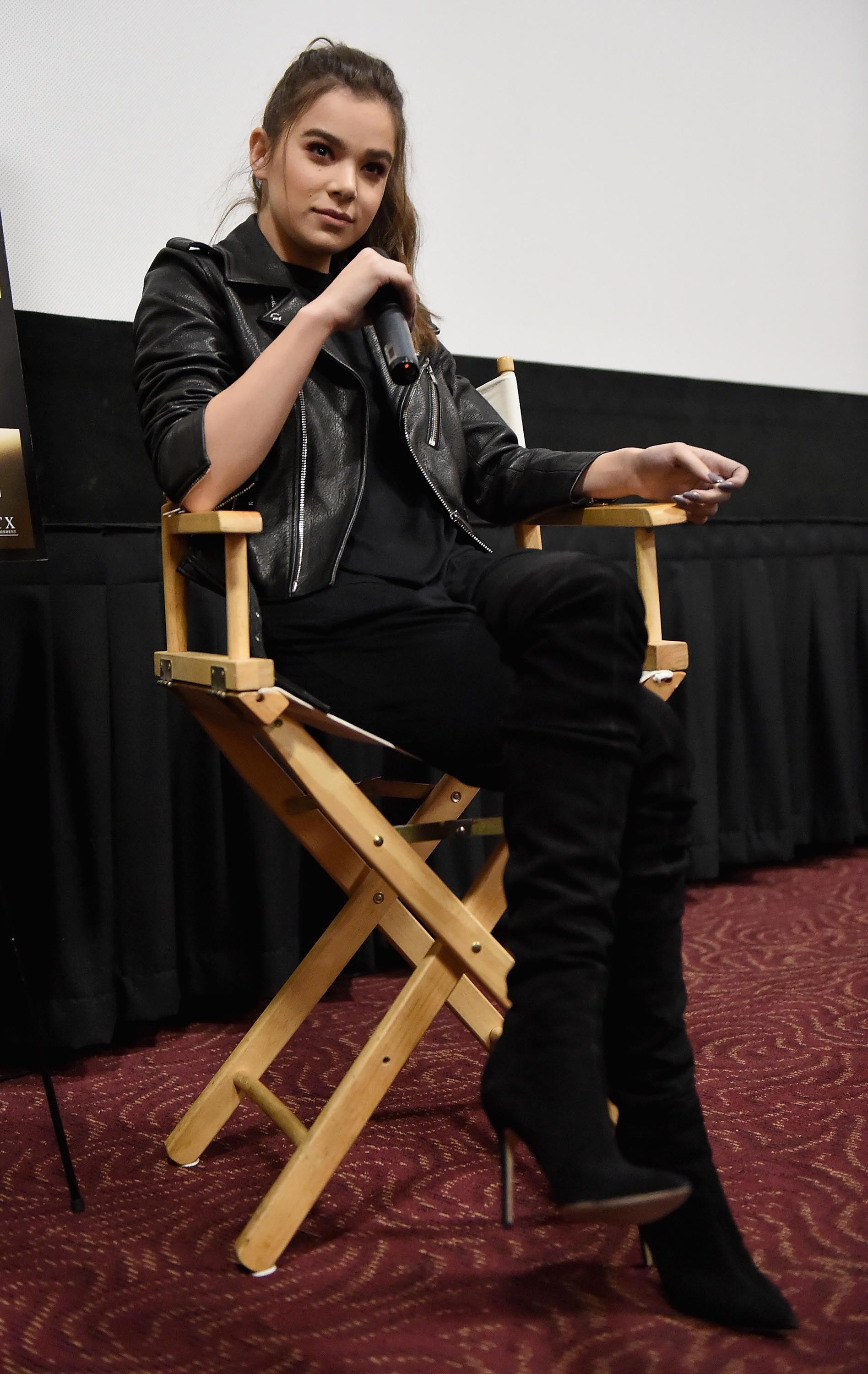 Hailee Steinfeld attends The Edge of Seventeen screening