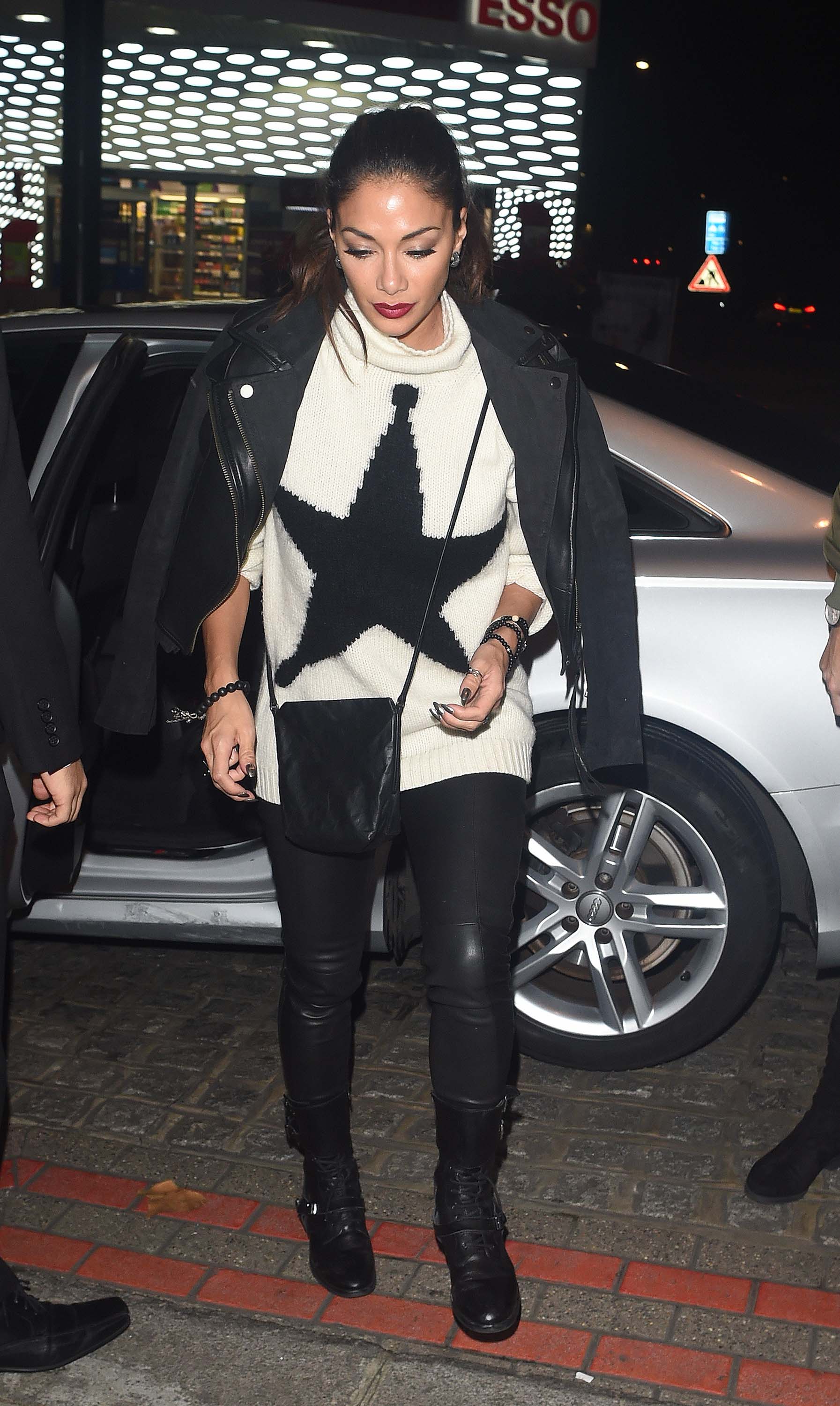 Nicole Scherzinger leaving the Groucho club