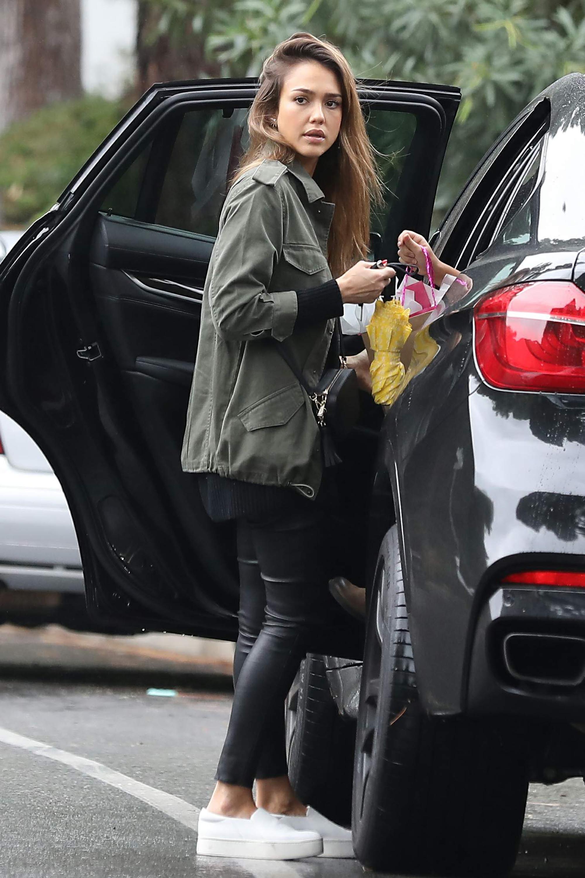 Jessica Alba arriving to a home in Beverly Hills