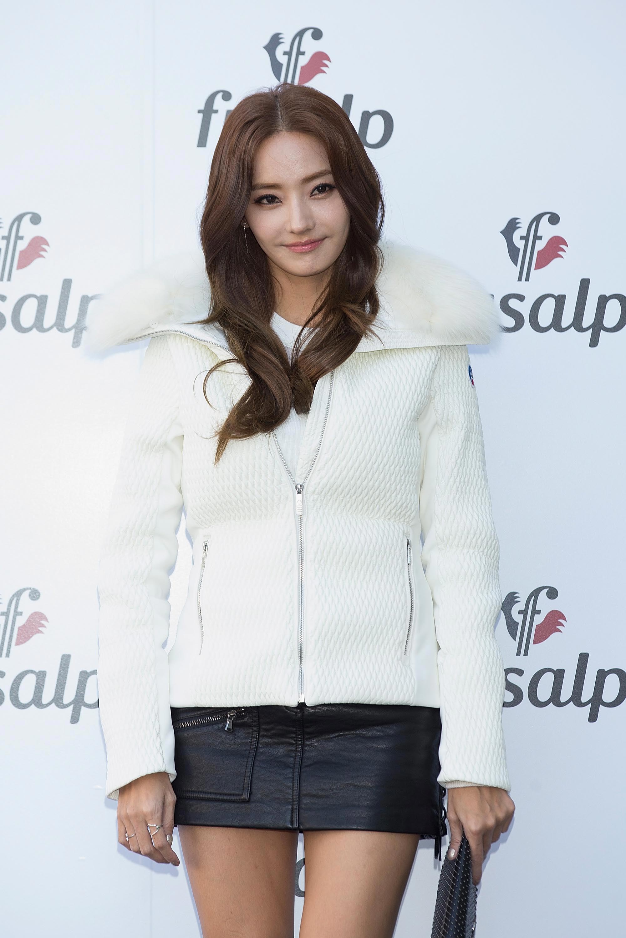 Han Chae-Young attends the photocall for ‘Fusalp’