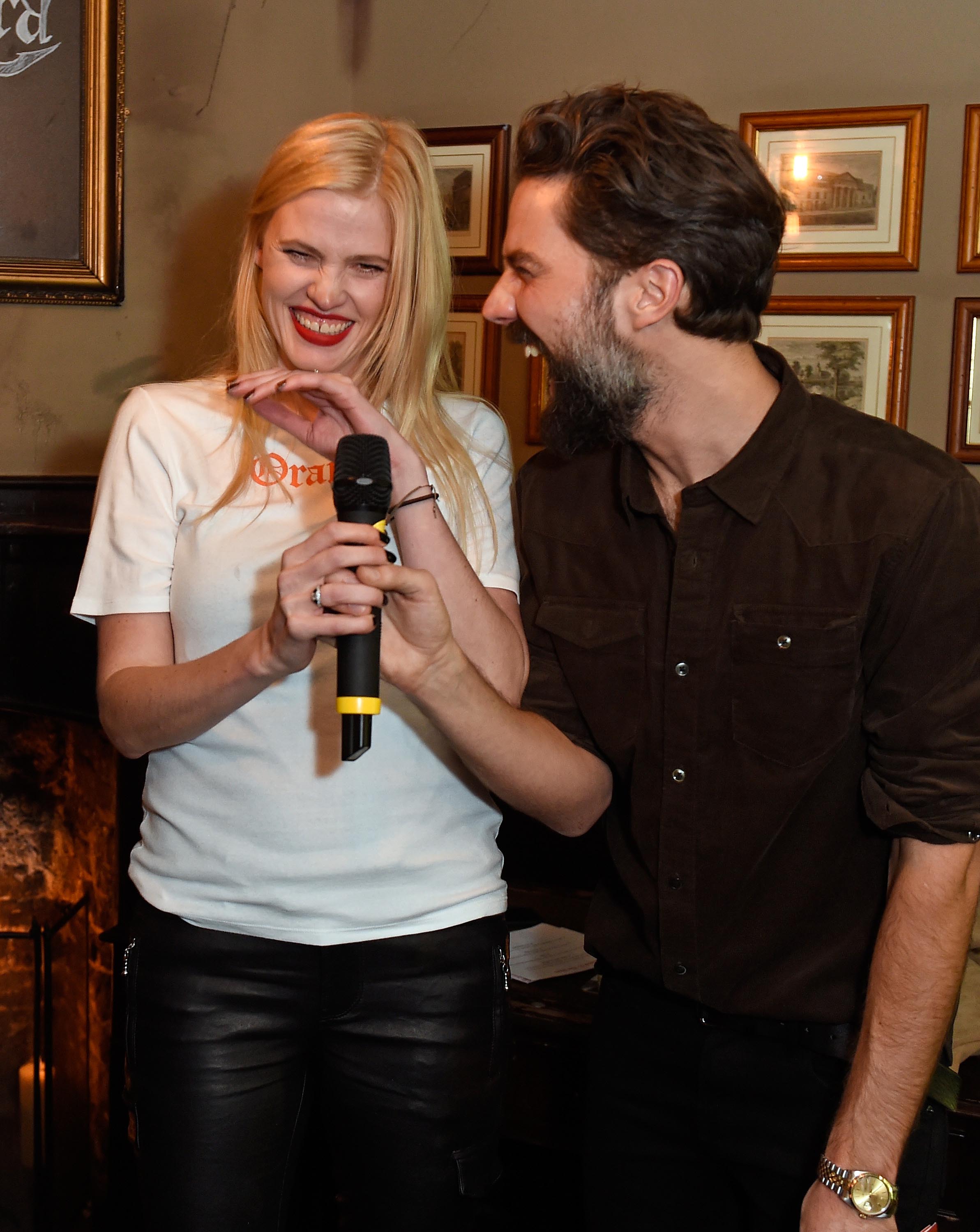 Lara Stone attends Frame Pub Quiz