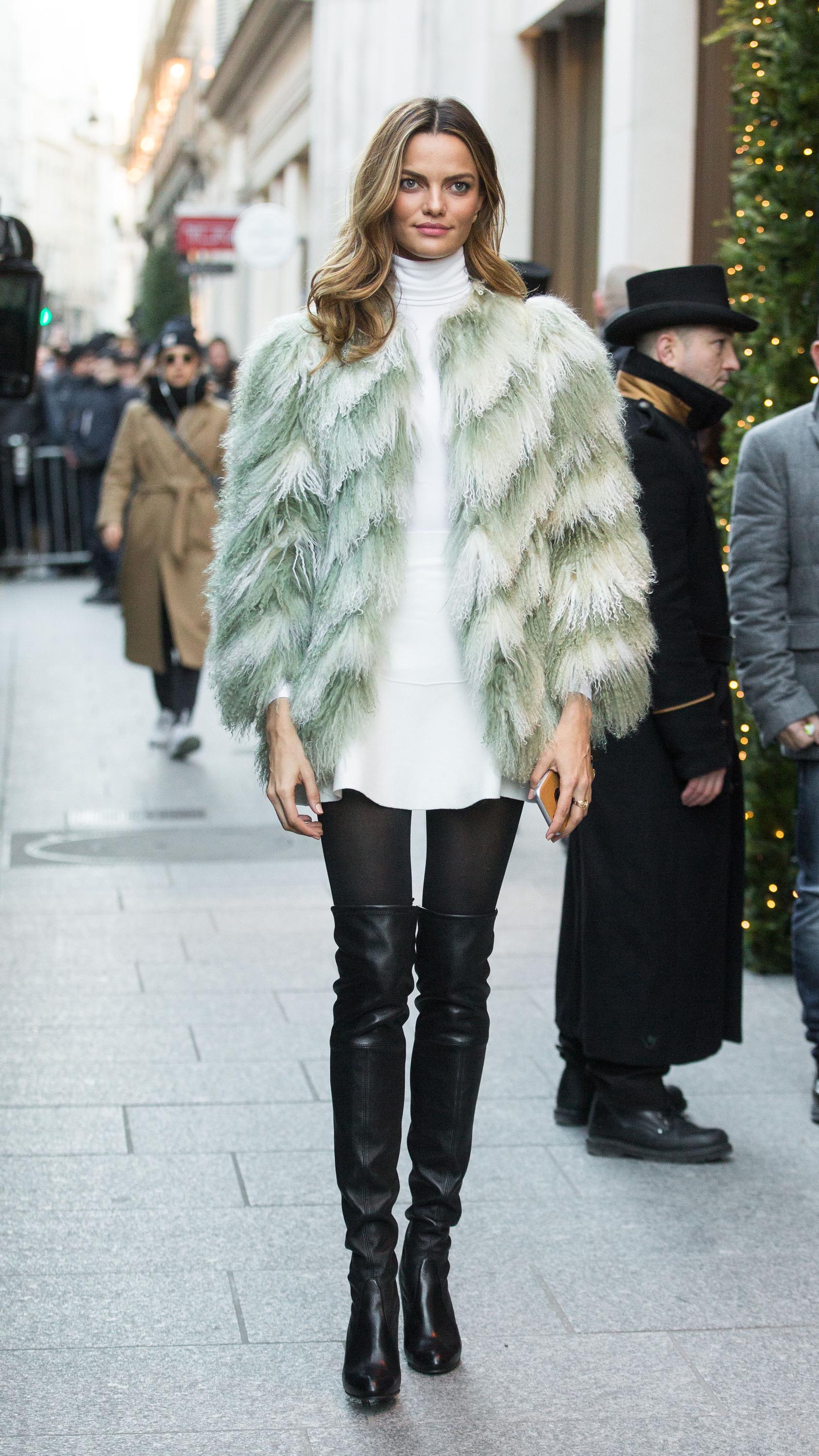 Barbara Fialho arrives at her hotel