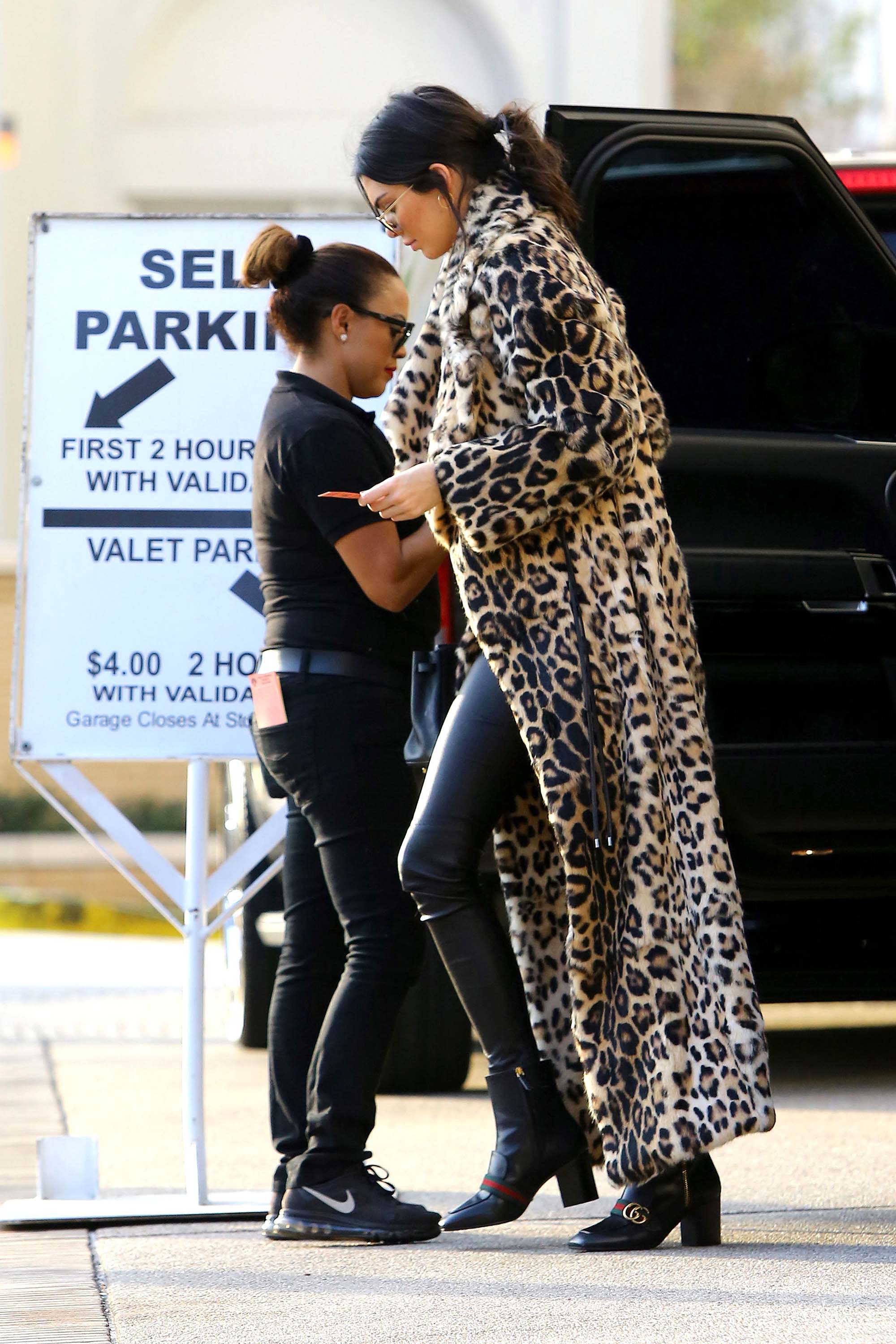 Kendall Jenner and Hailey Baldwin hanging out