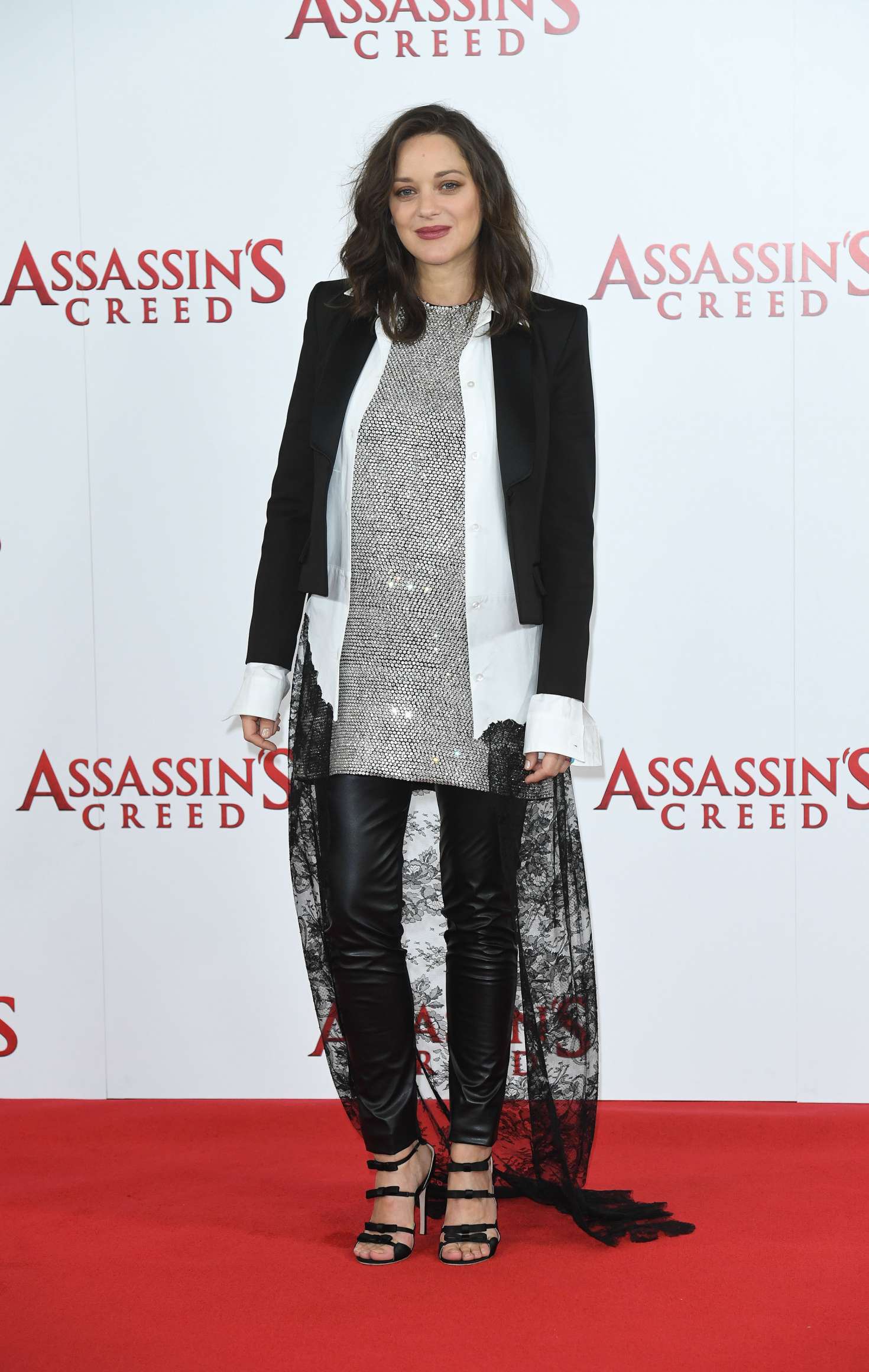 Marion Cotillard attends Assassin Creed Photocall