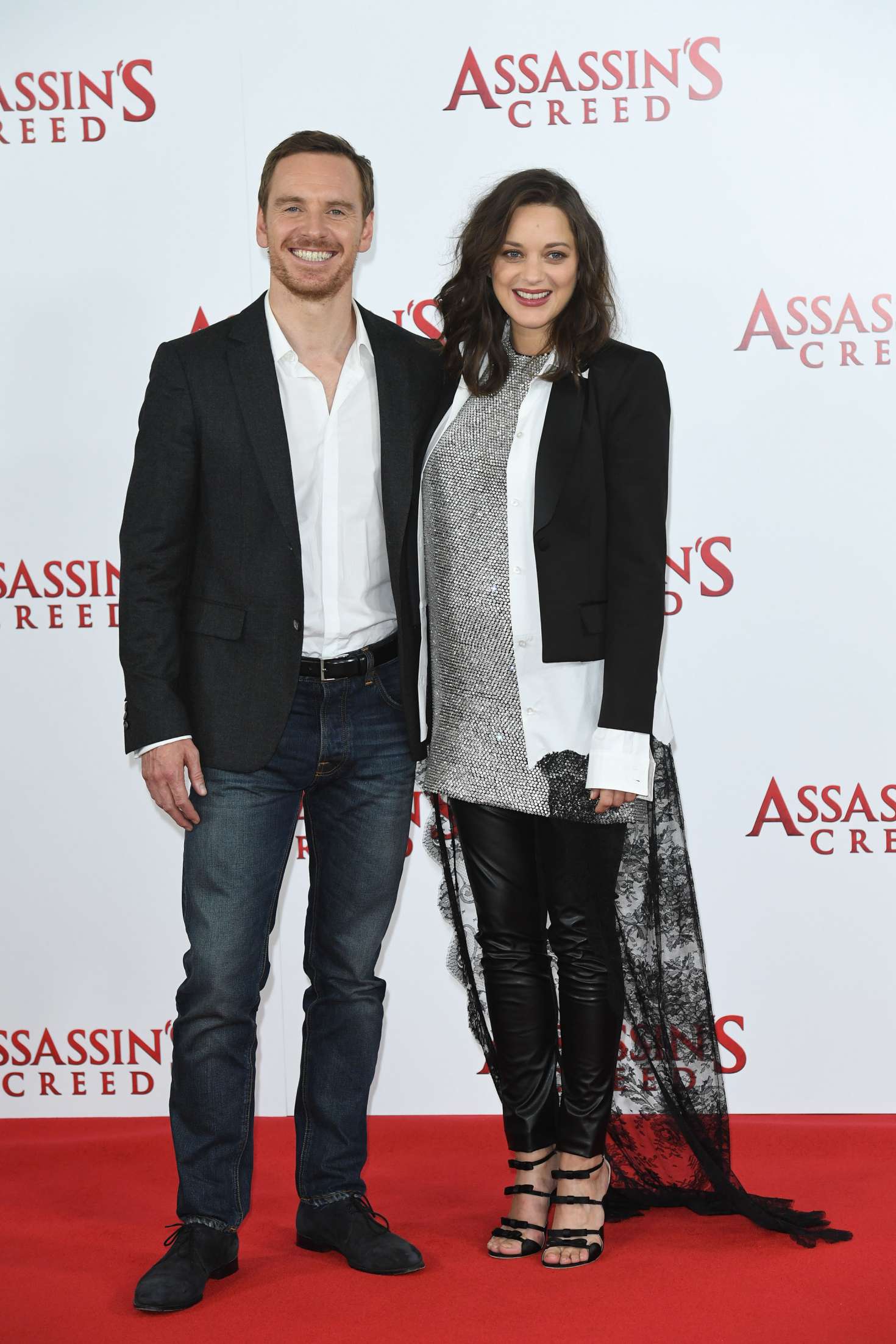 Marion Cotillard attends Assassin Creed Photocall