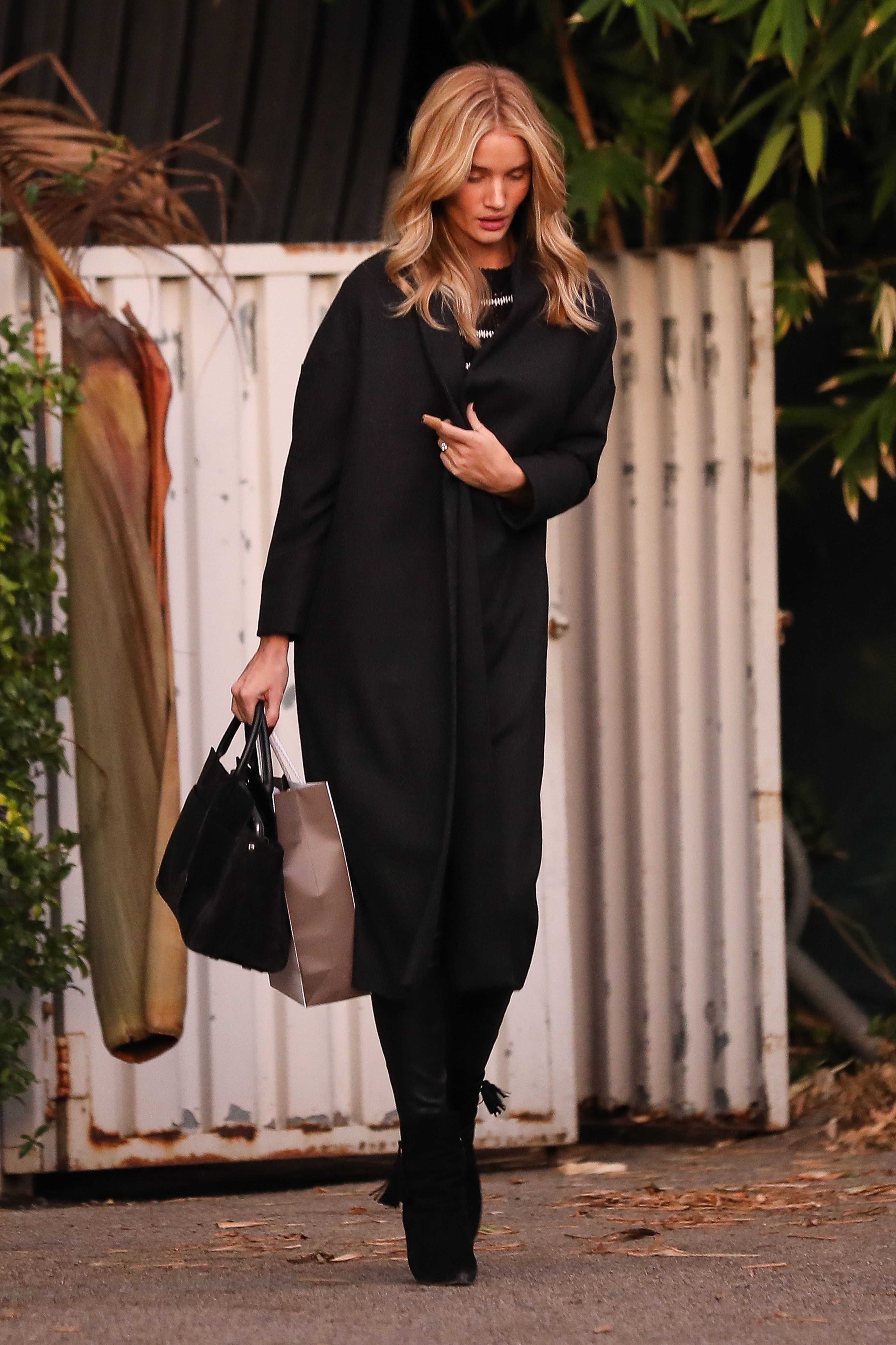 Rosie Huntington Whiteley leaving the Kinara Spa