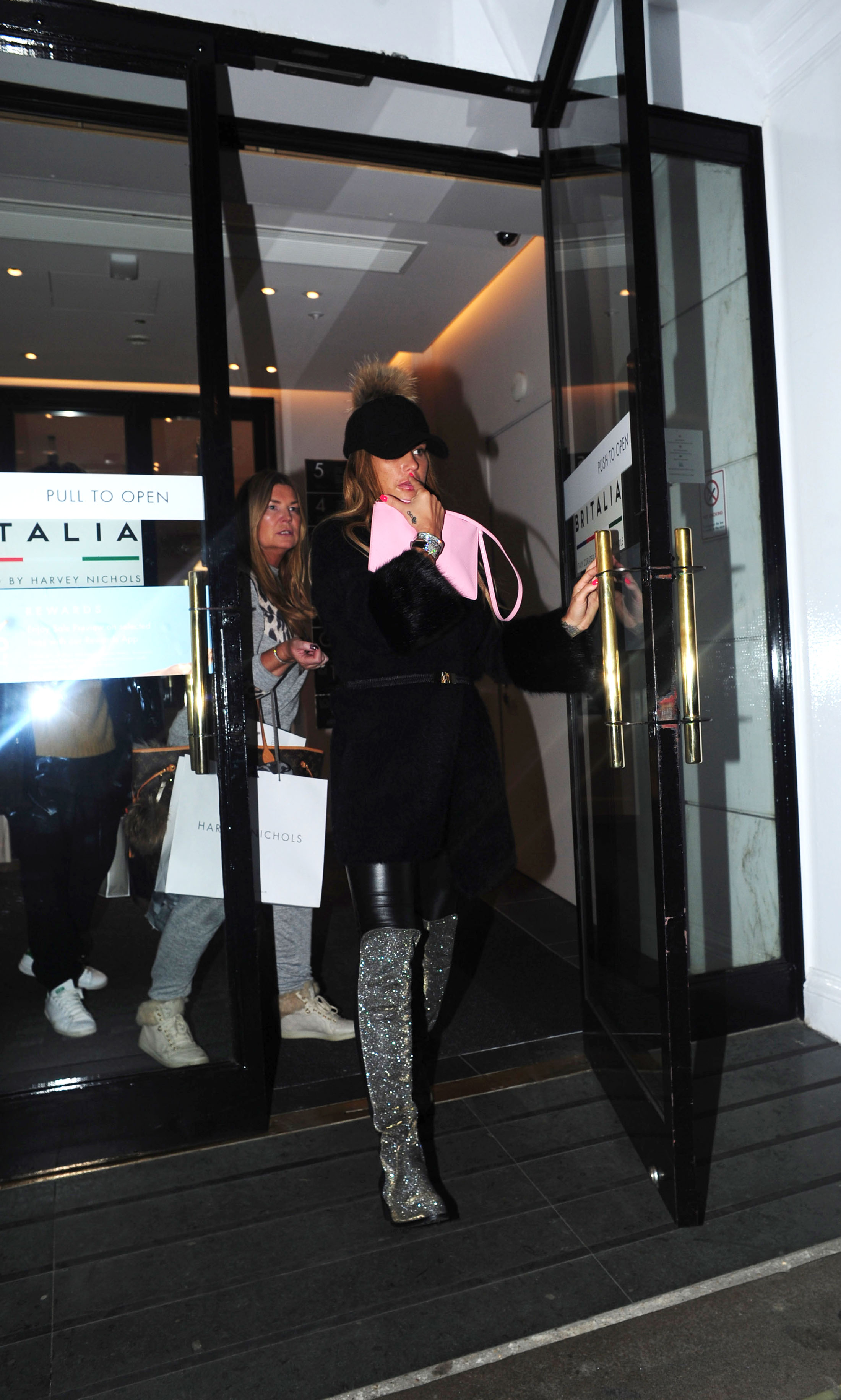 Katie Price christmas shopping in London