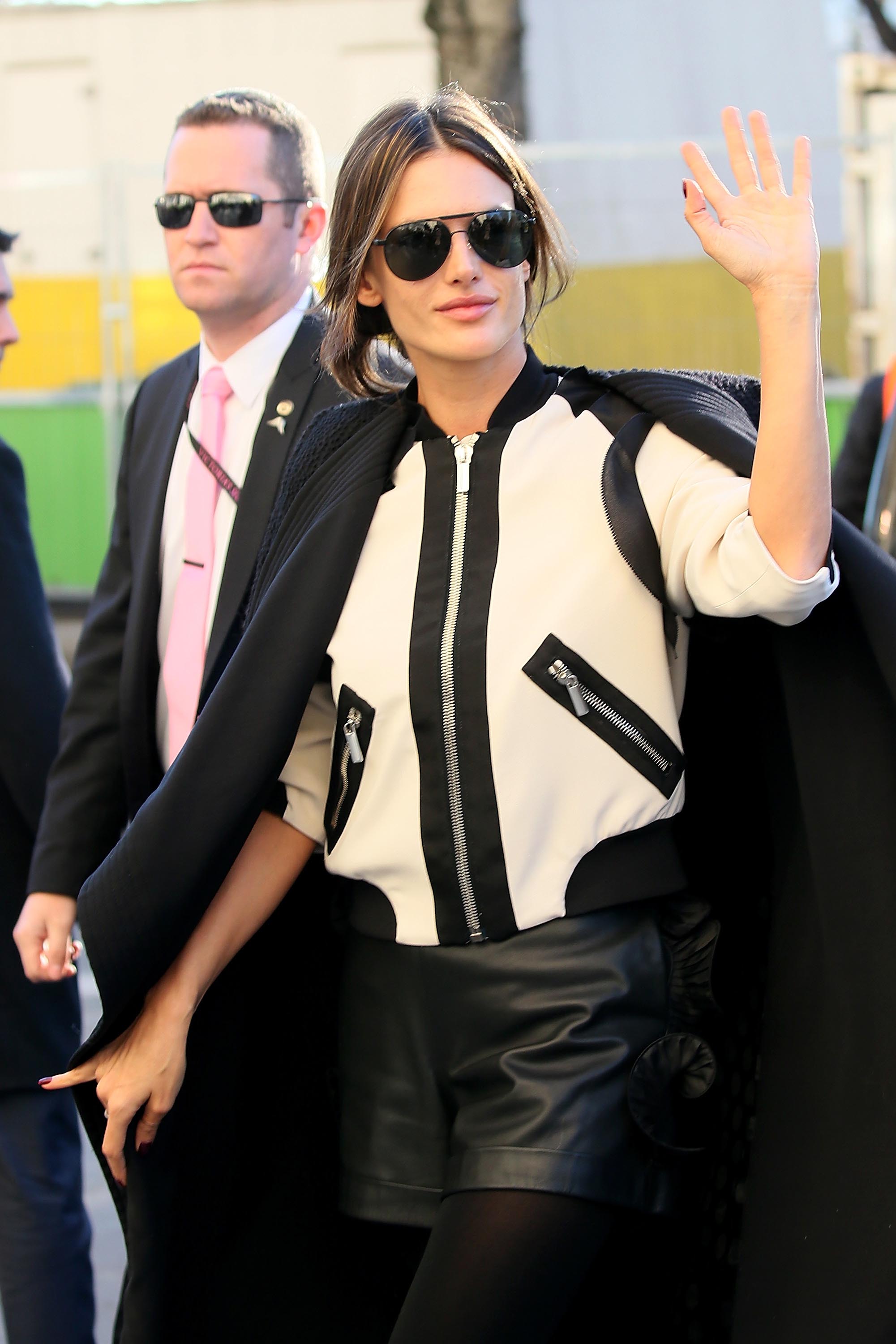 Alessandra Ambrosio street style in Paris