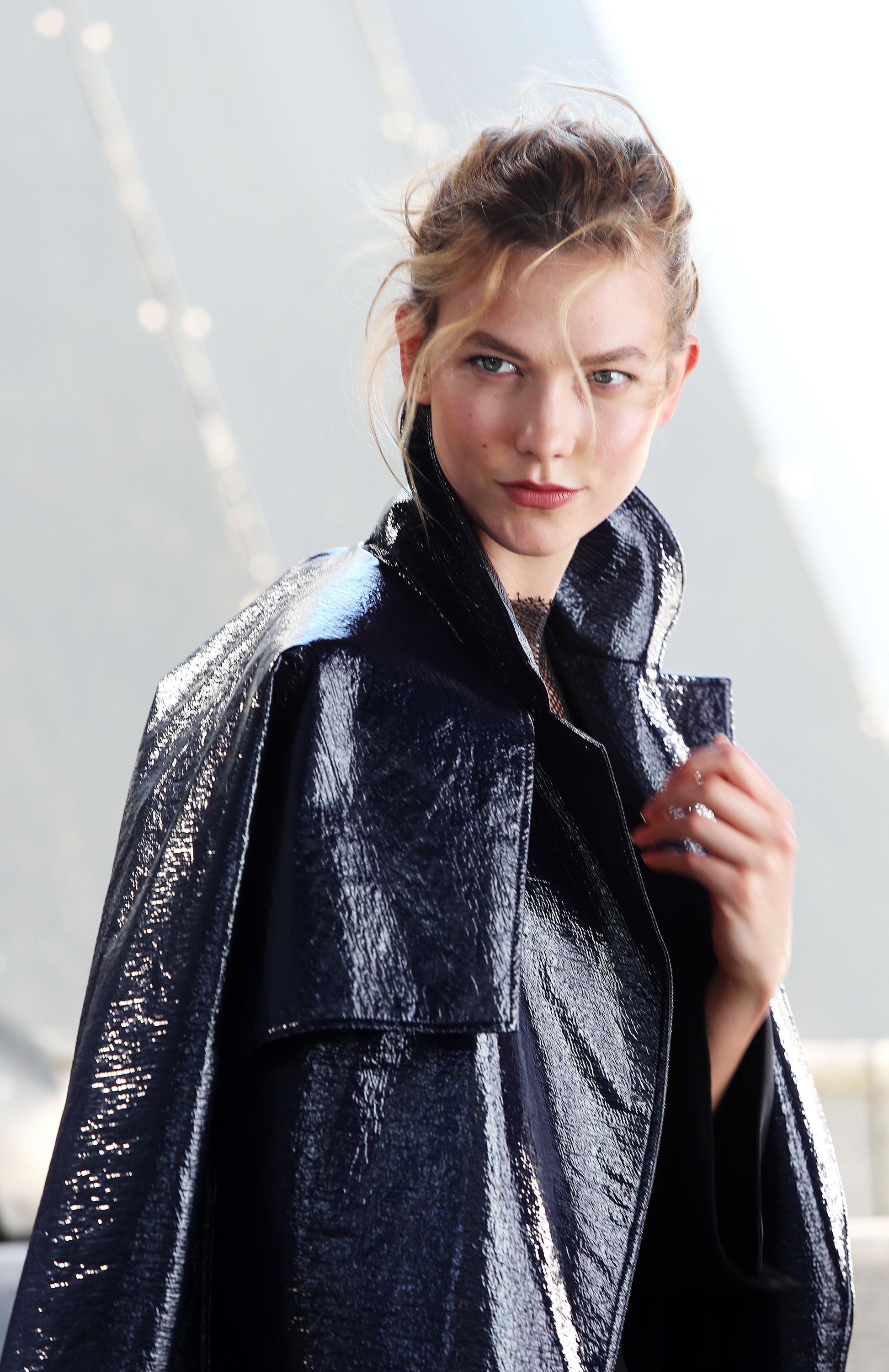 Karlie Kloss - David Jones advert on set filming