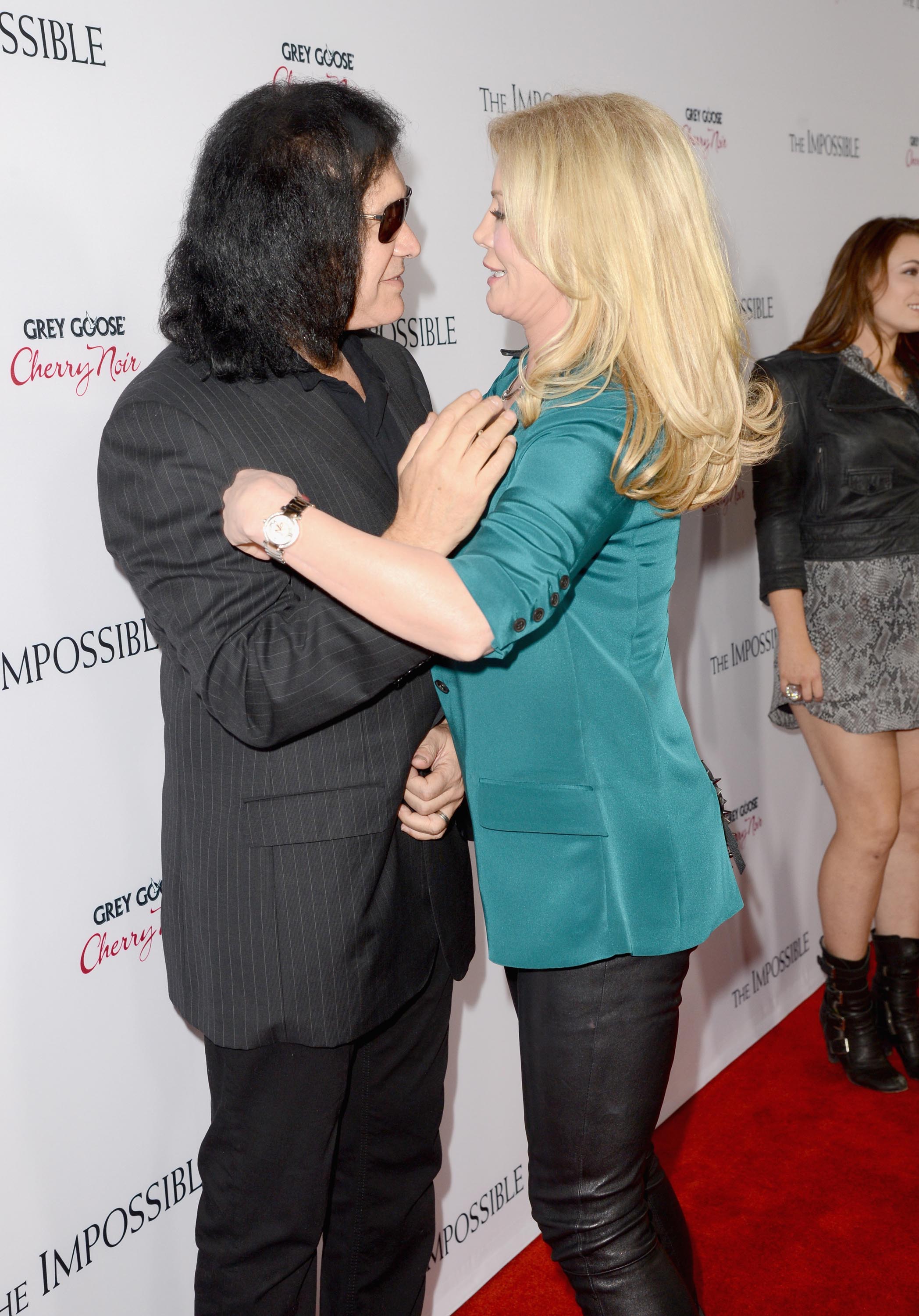 Shannon Tweed arrives at the The Impossible Los Angeles Premiere