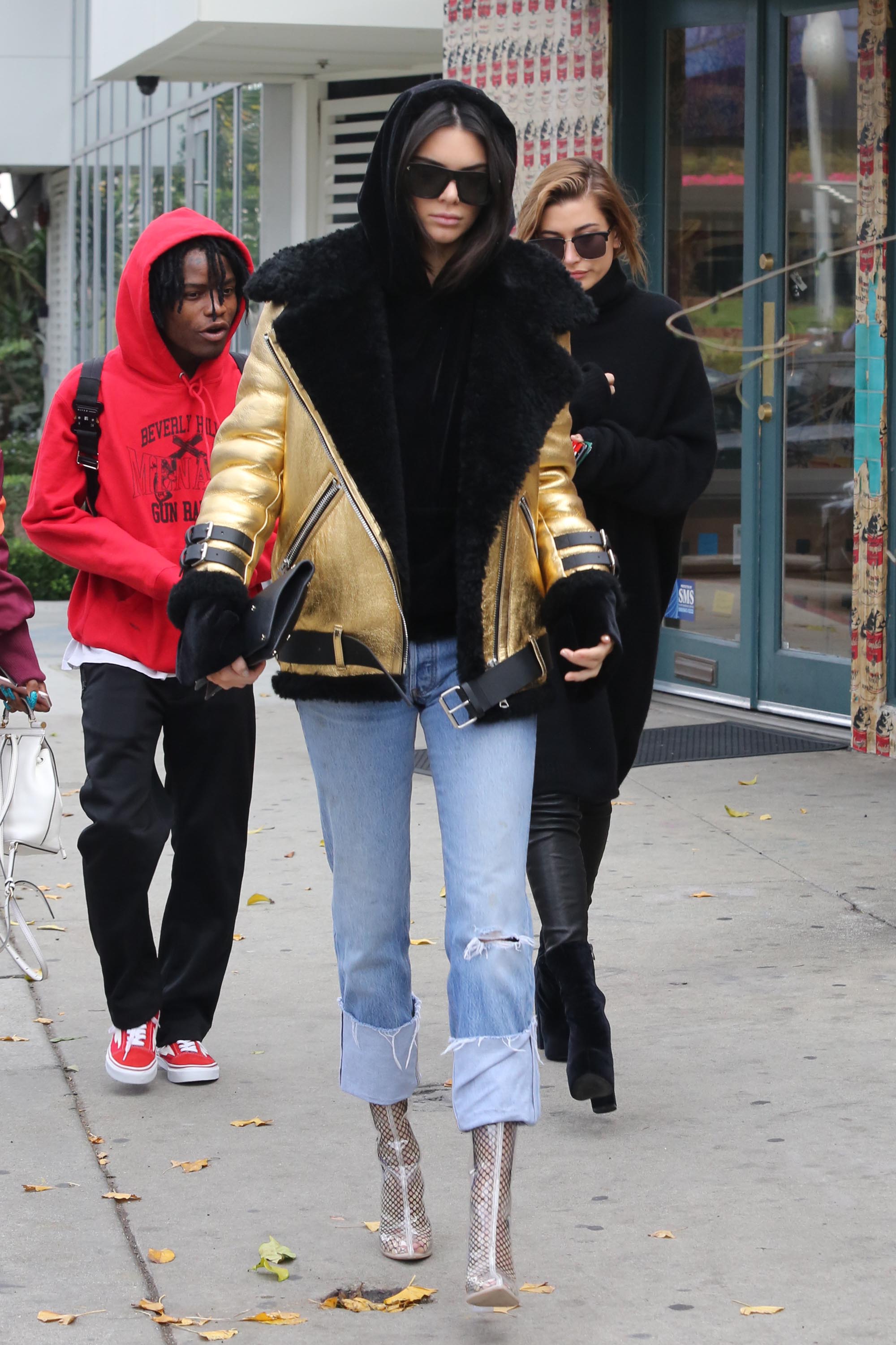 Hailey Baldwin & Kendall Jenner shopping in West Hollywood