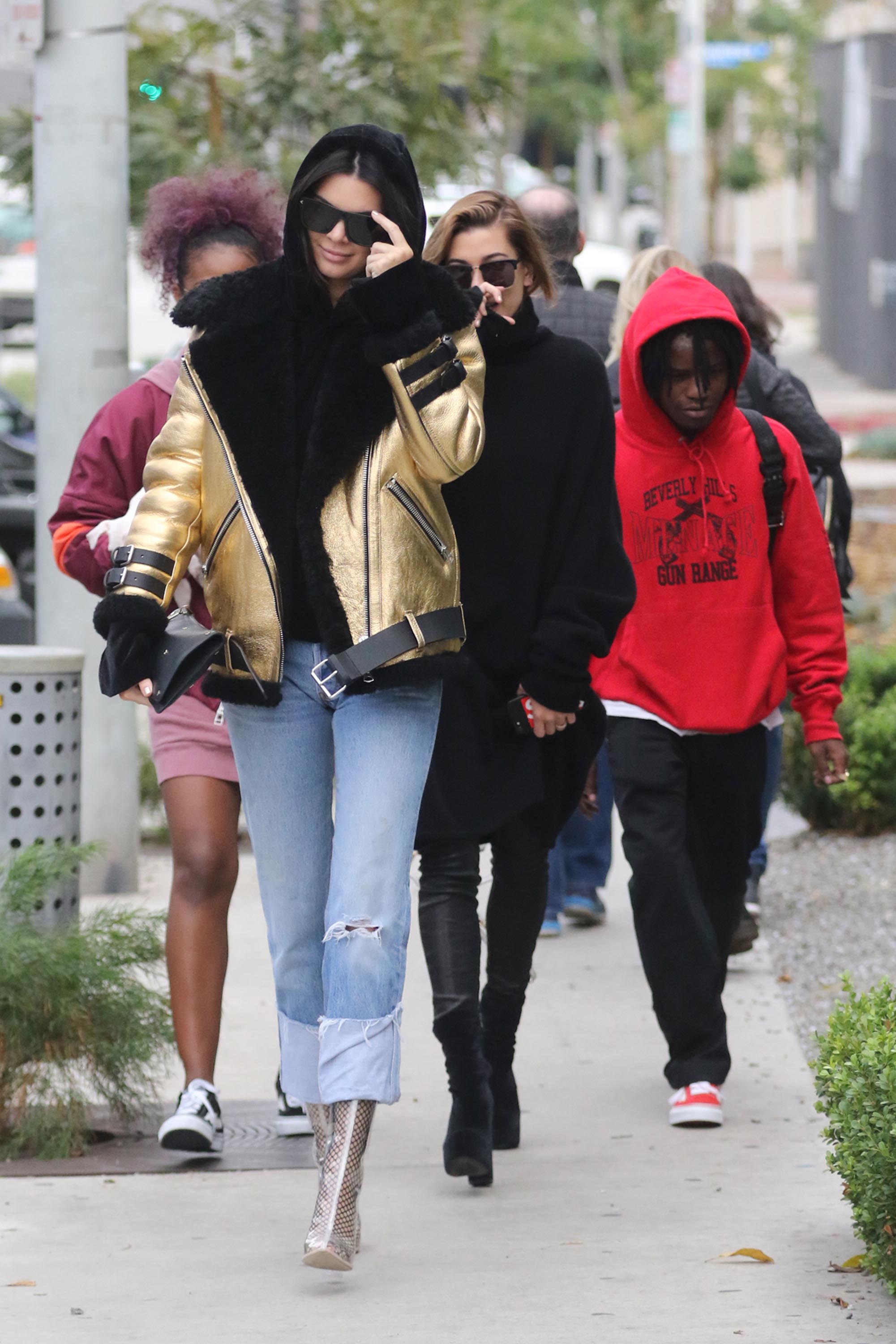 Hailey Baldwin & Kendall Jenner shopping in West Hollywood