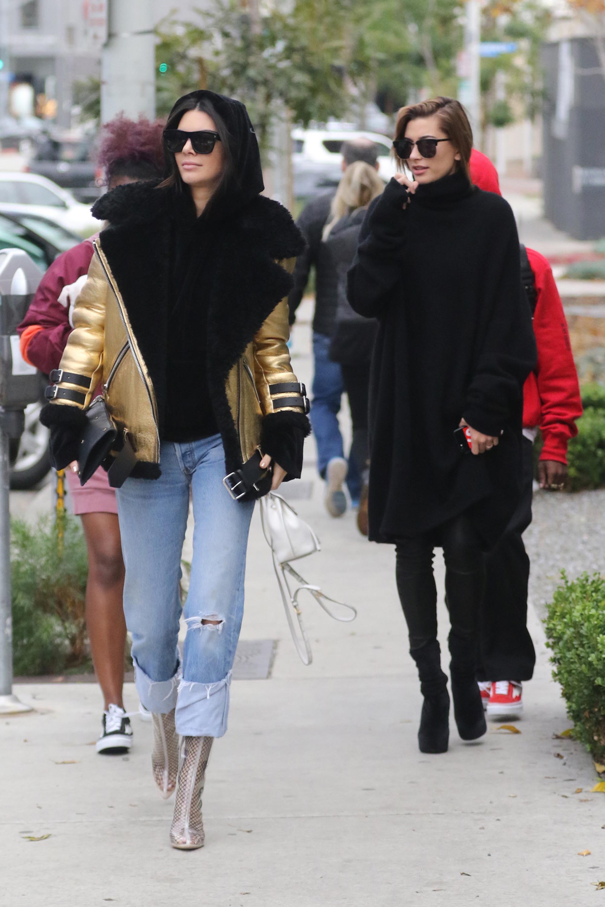 Hailey Baldwin & Kendall Jenner shopping in West Hollywood