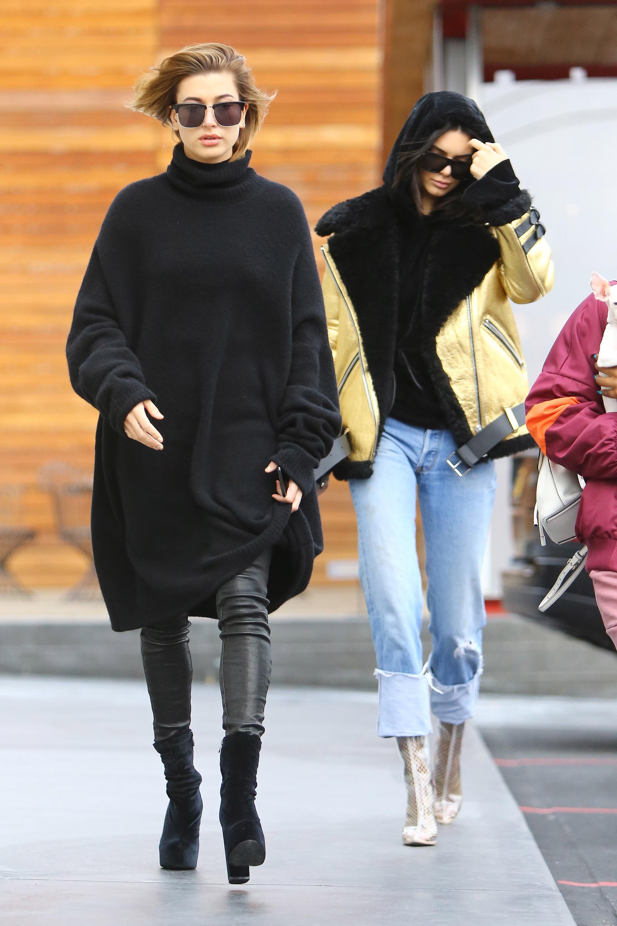 Hailey Baldwin & Kendall Jenner shopping in West Hollywood