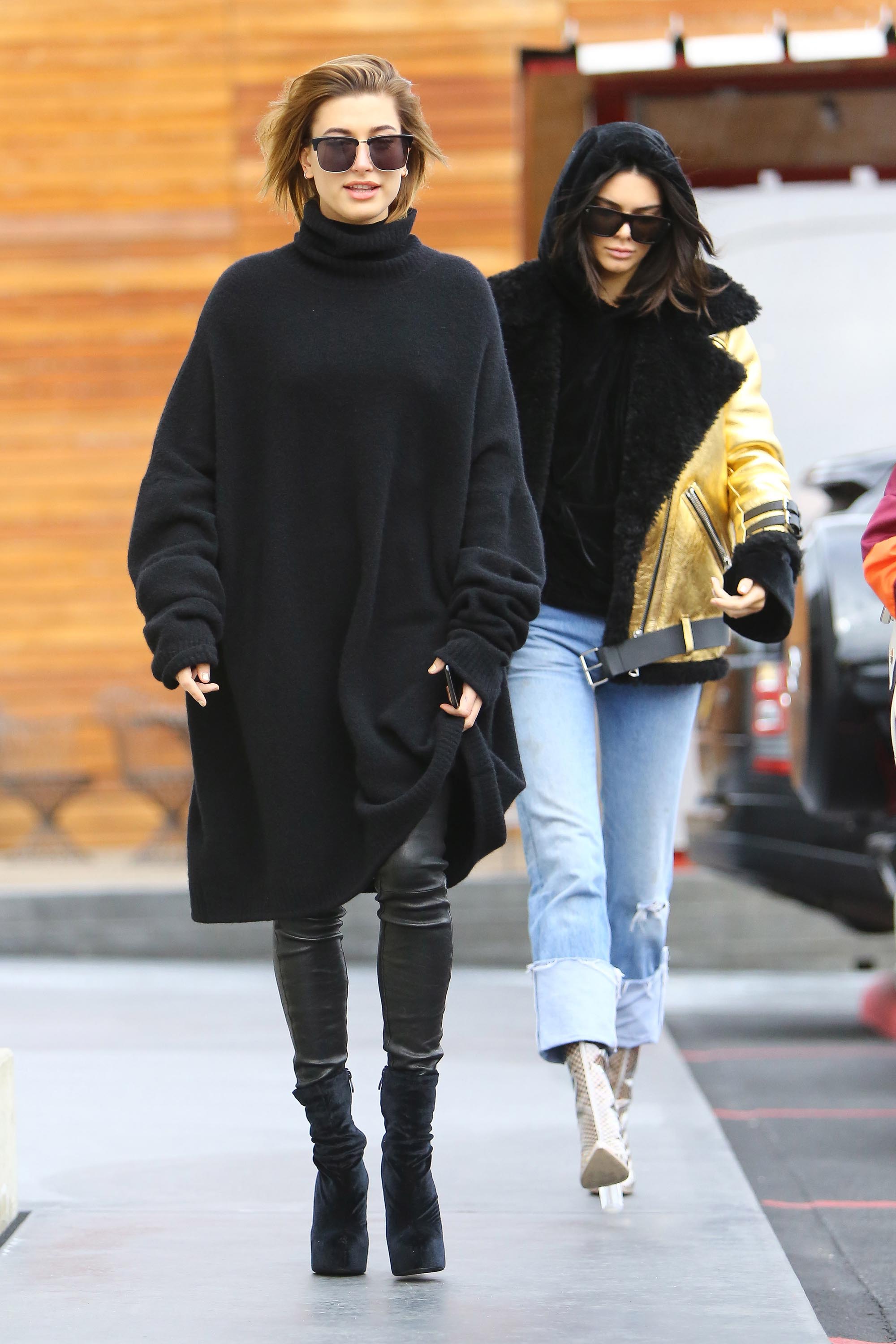 Hailey Baldwin & Kendall Jenner shopping in West Hollywood