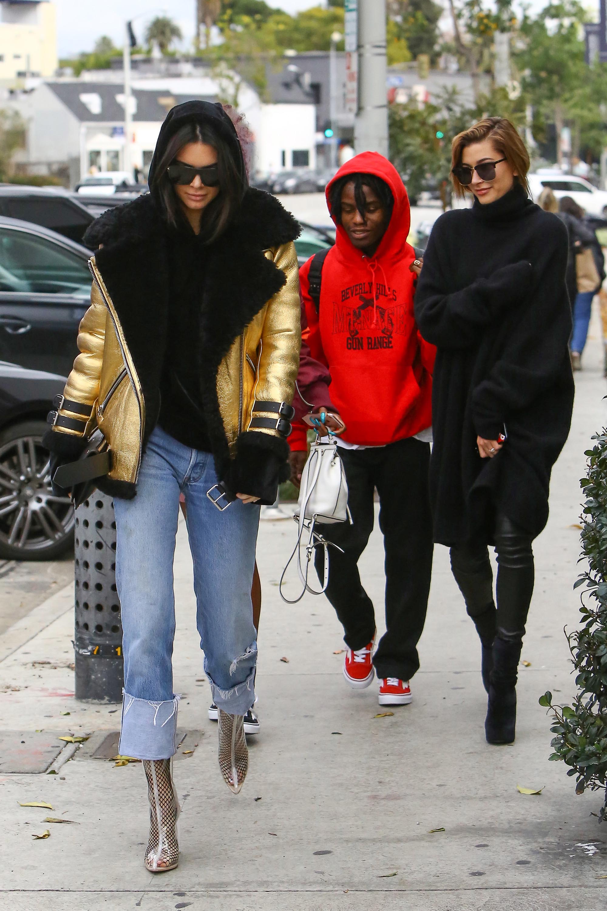 Hailey Baldwin & Kendall Jenner shopping in West Hollywood