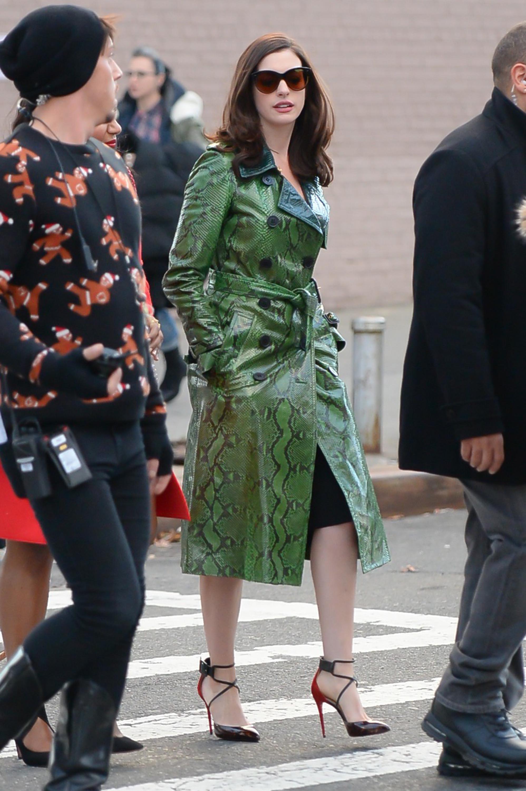 Anne Hathaway is seen filming Ocean’s