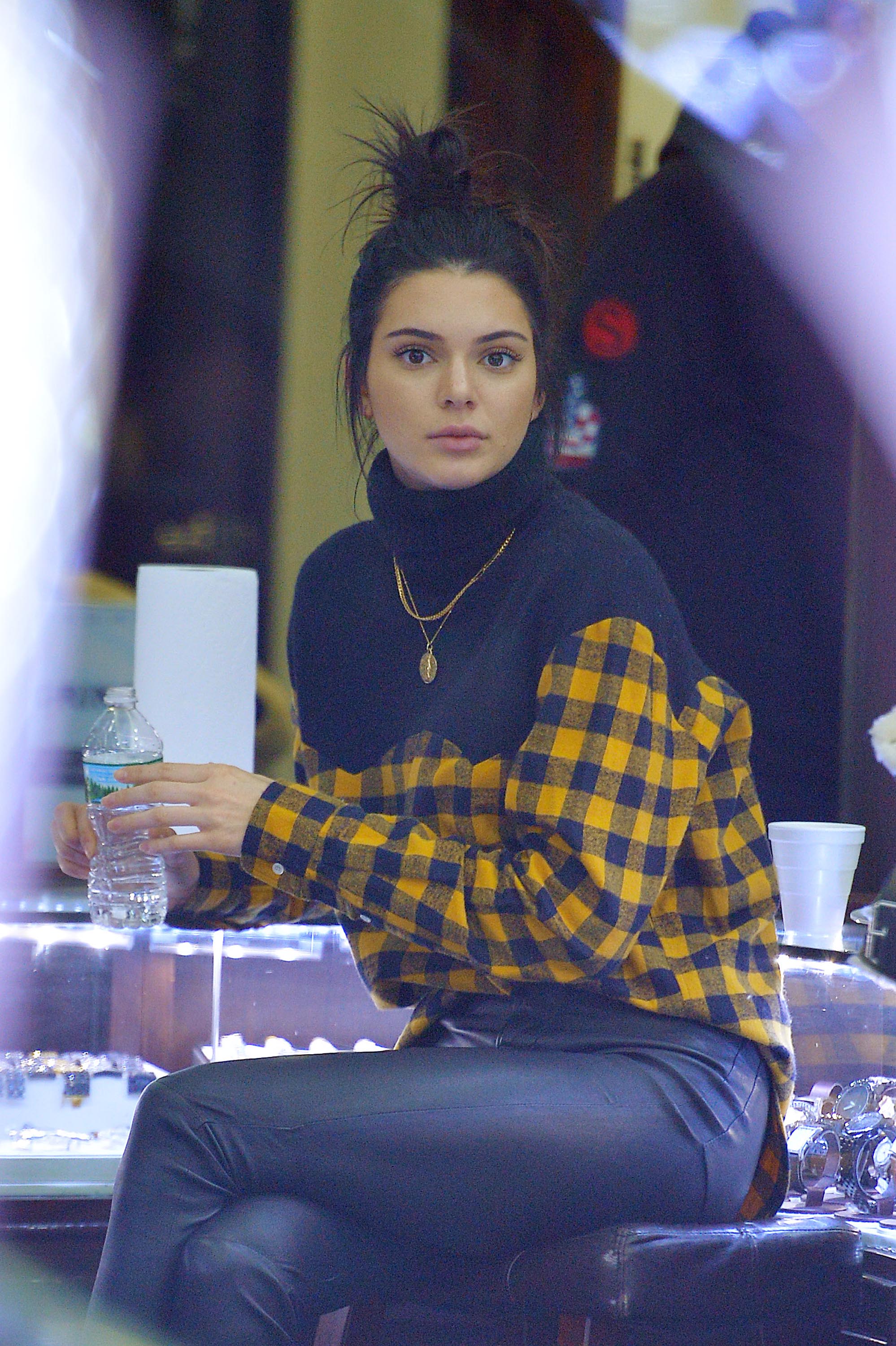 Kendall Jenner shopping in NYC