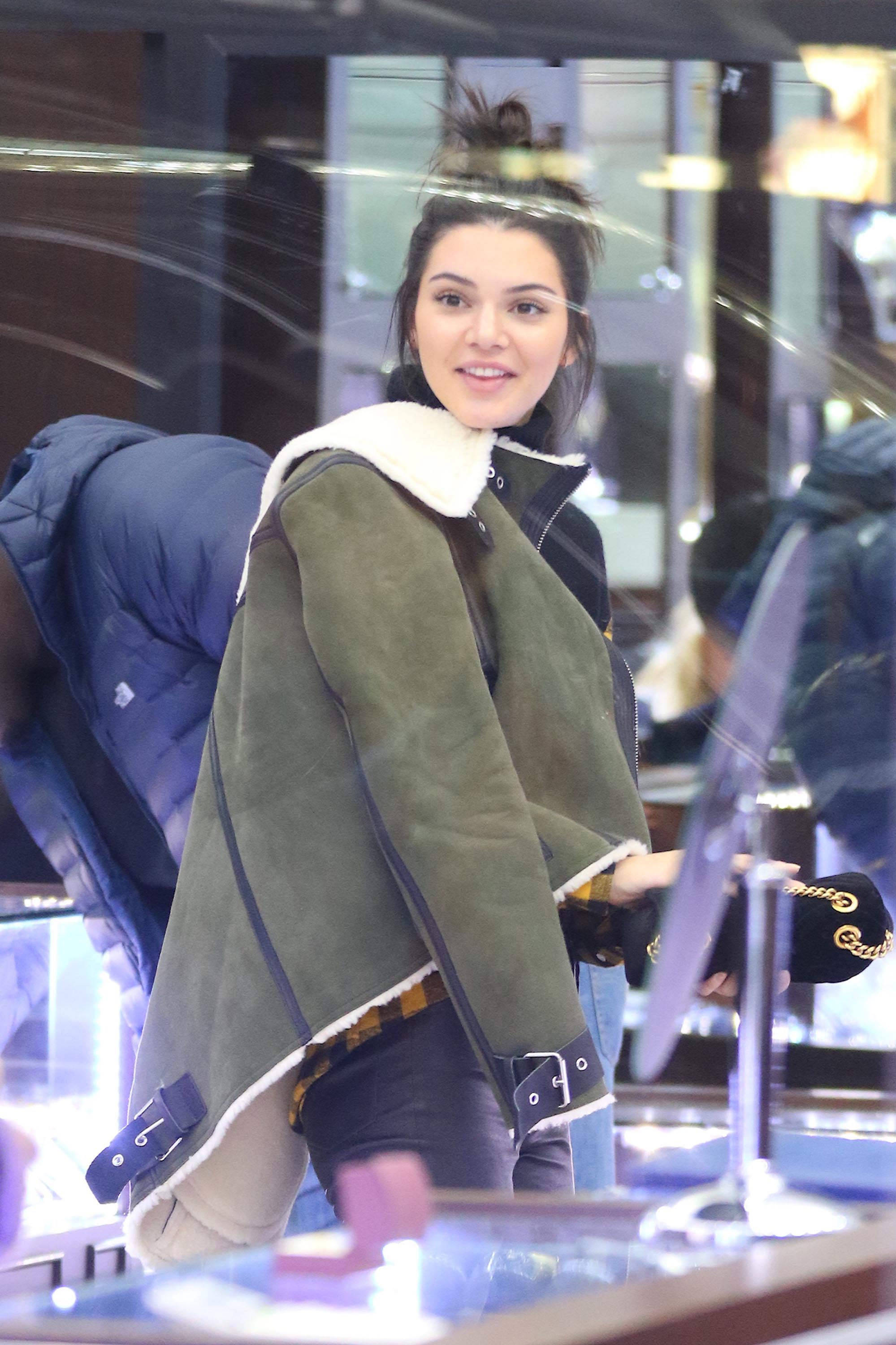 Kendall Jenner shopping in NYC