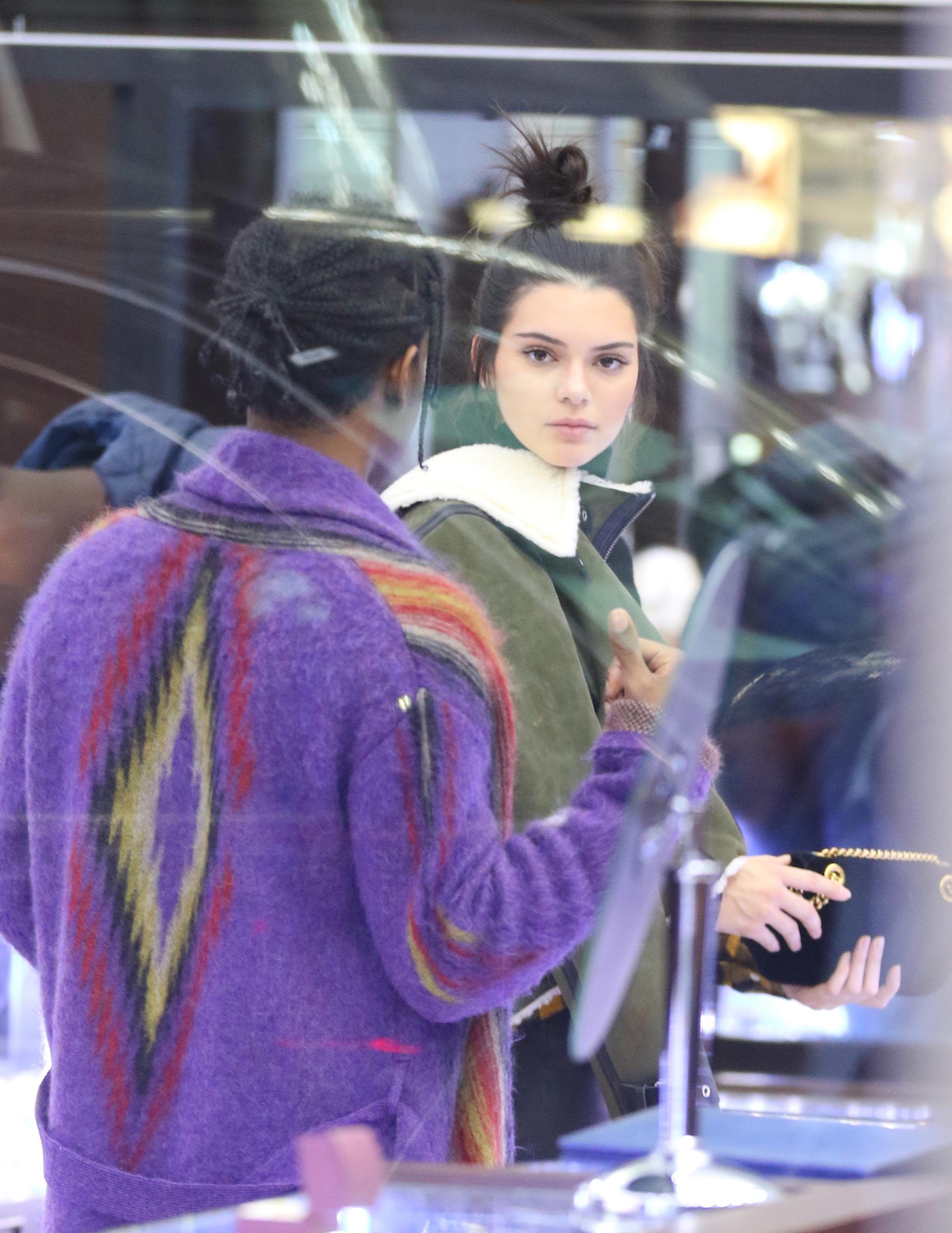 Kendall Jenner shopping in NYC