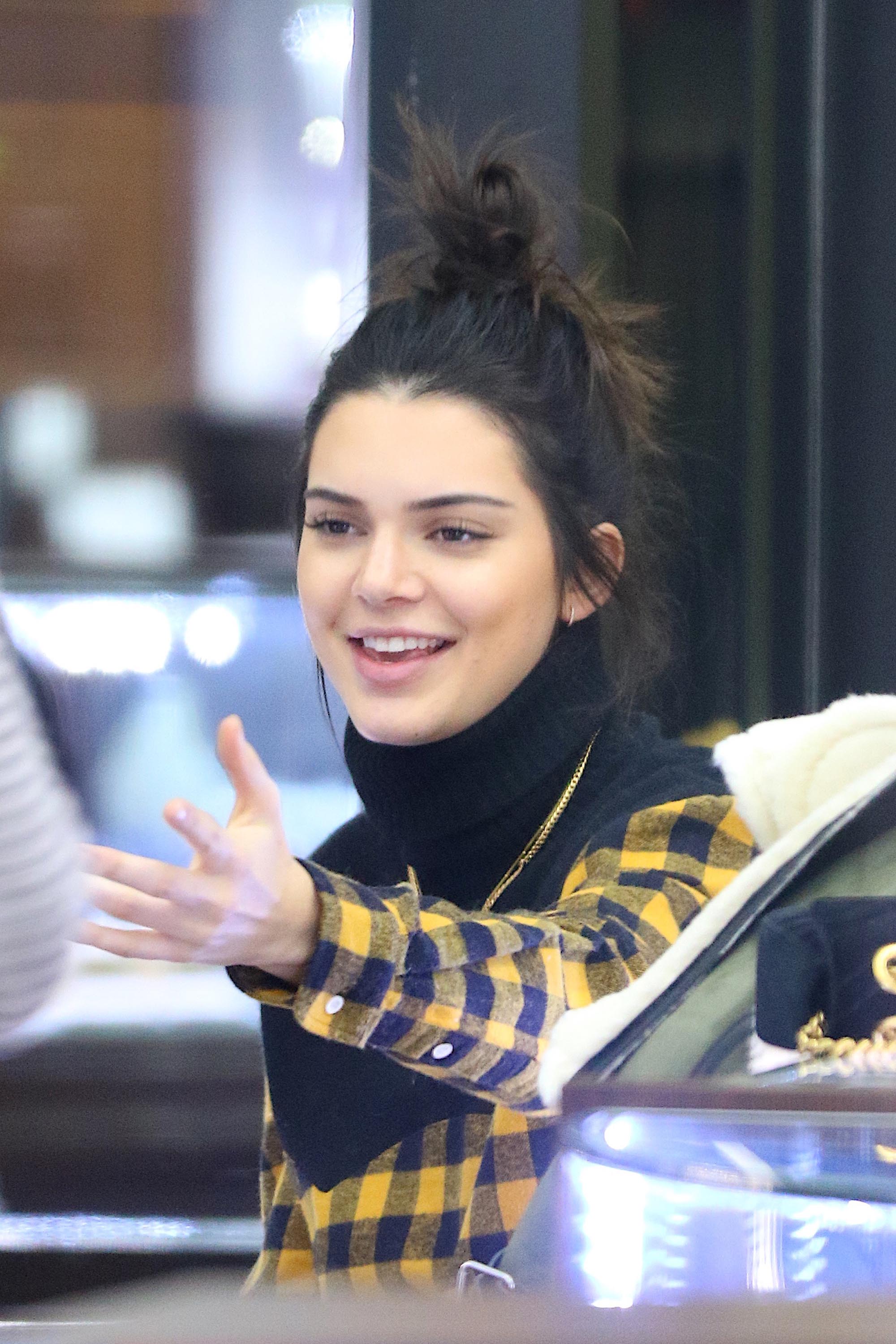 Kendall Jenner shopping in NYC