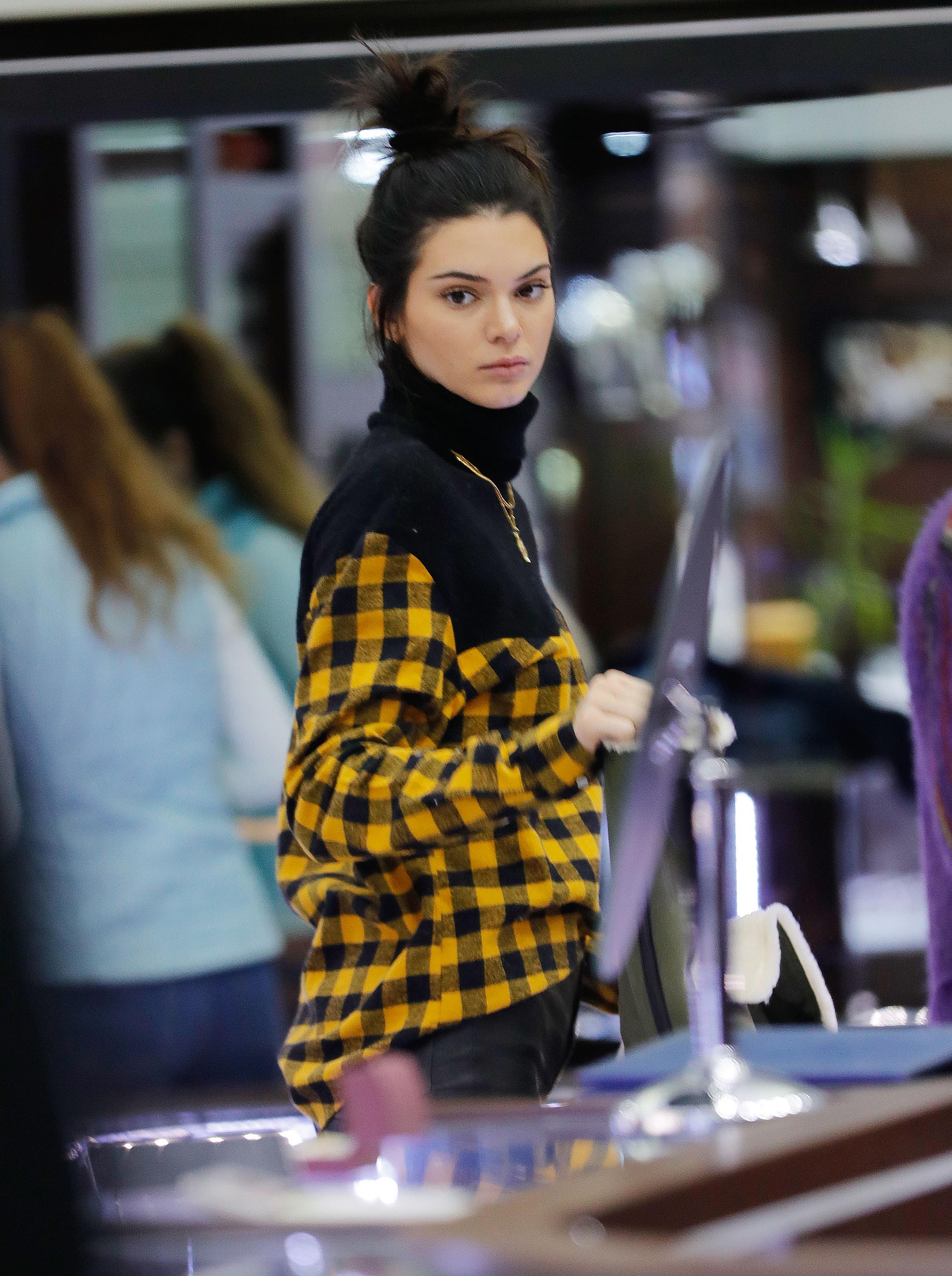 Kendall Jenner shopping in NYC