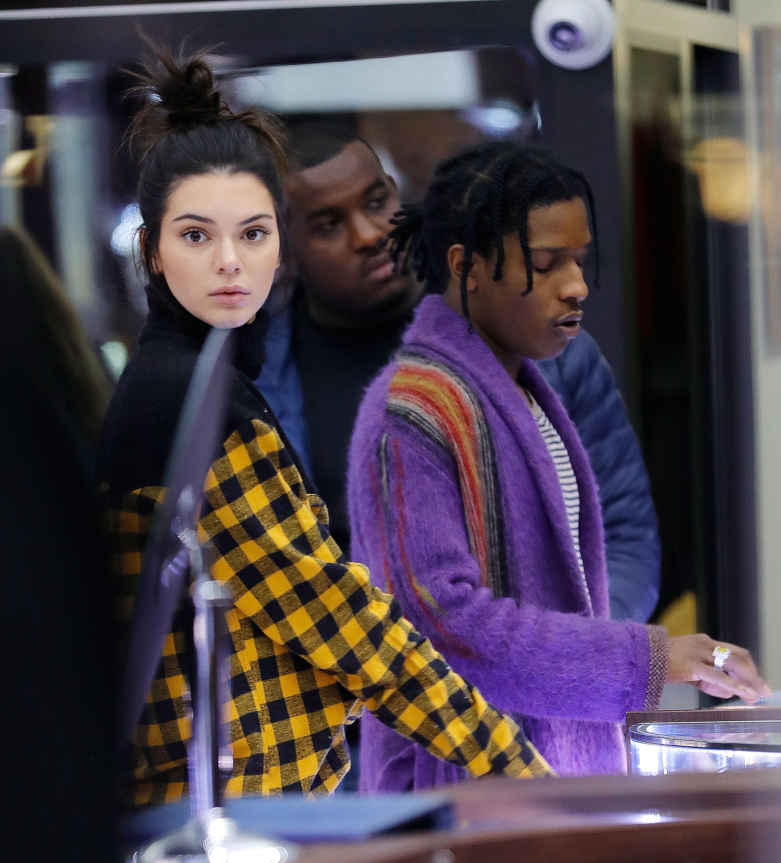 Kendall Jenner shopping in NYC