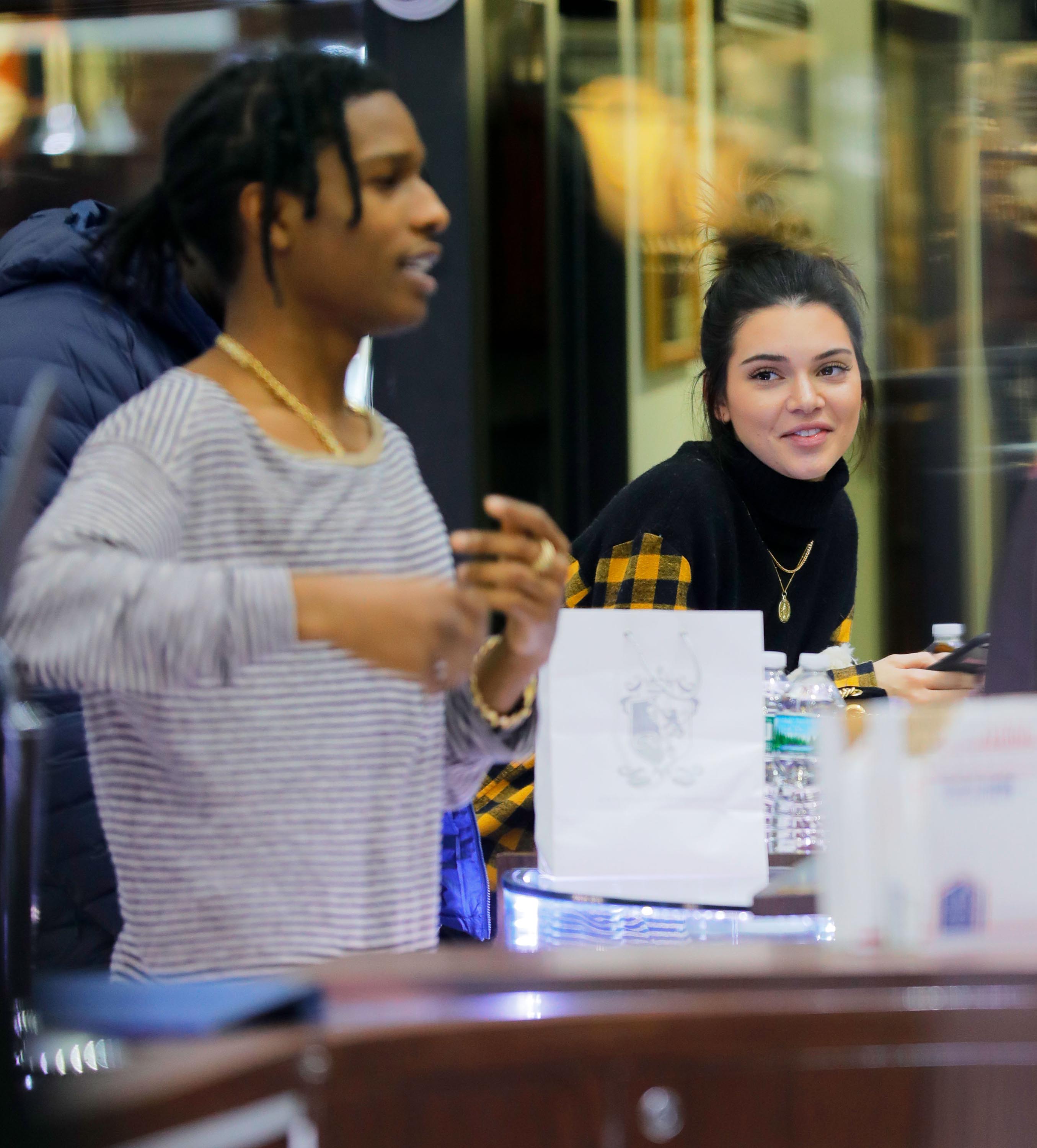 Kendall Jenner shopping in NYC