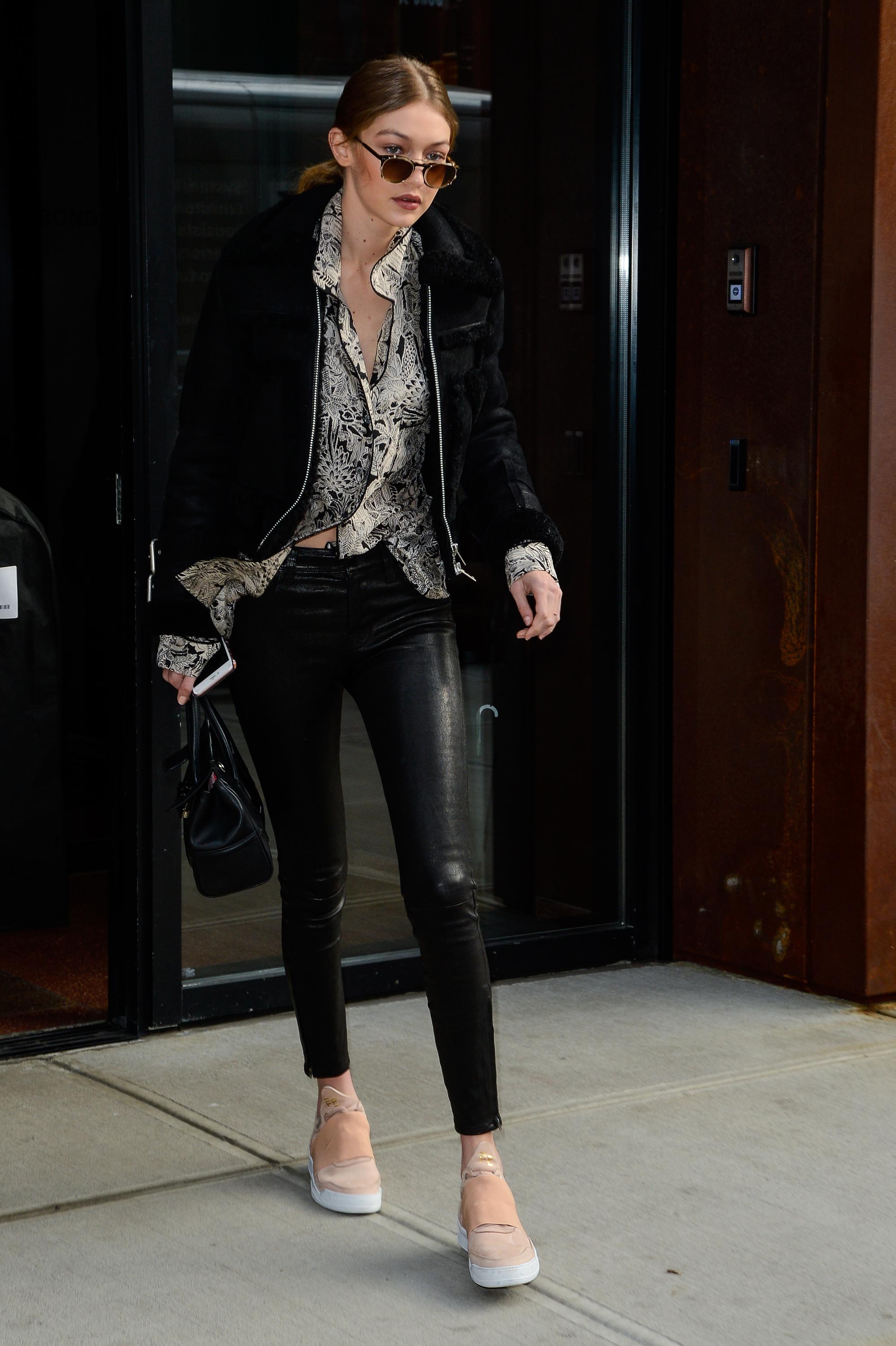 Gigi Hadid leaves her apartment