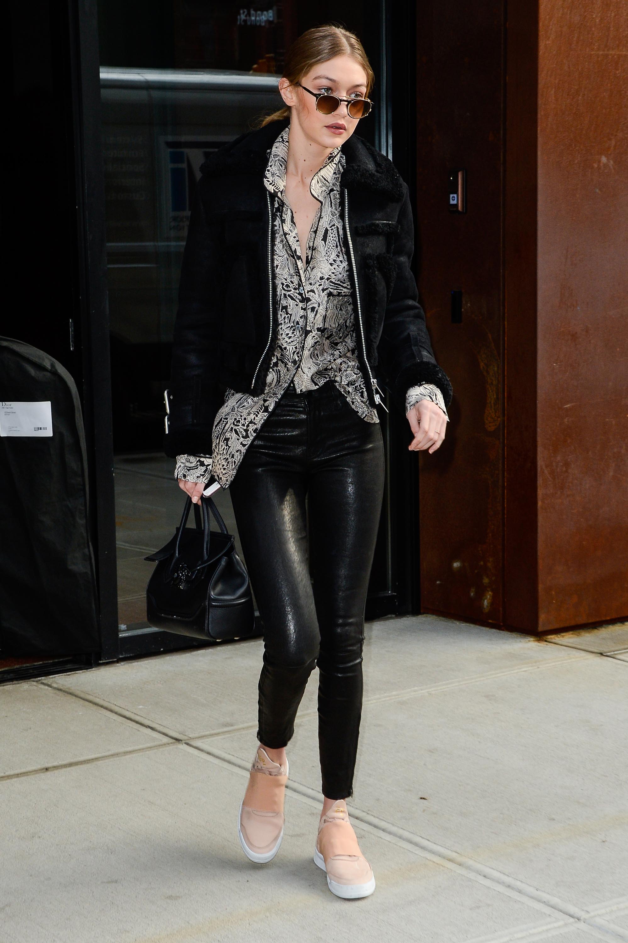 Gigi Hadid leaves her apartment