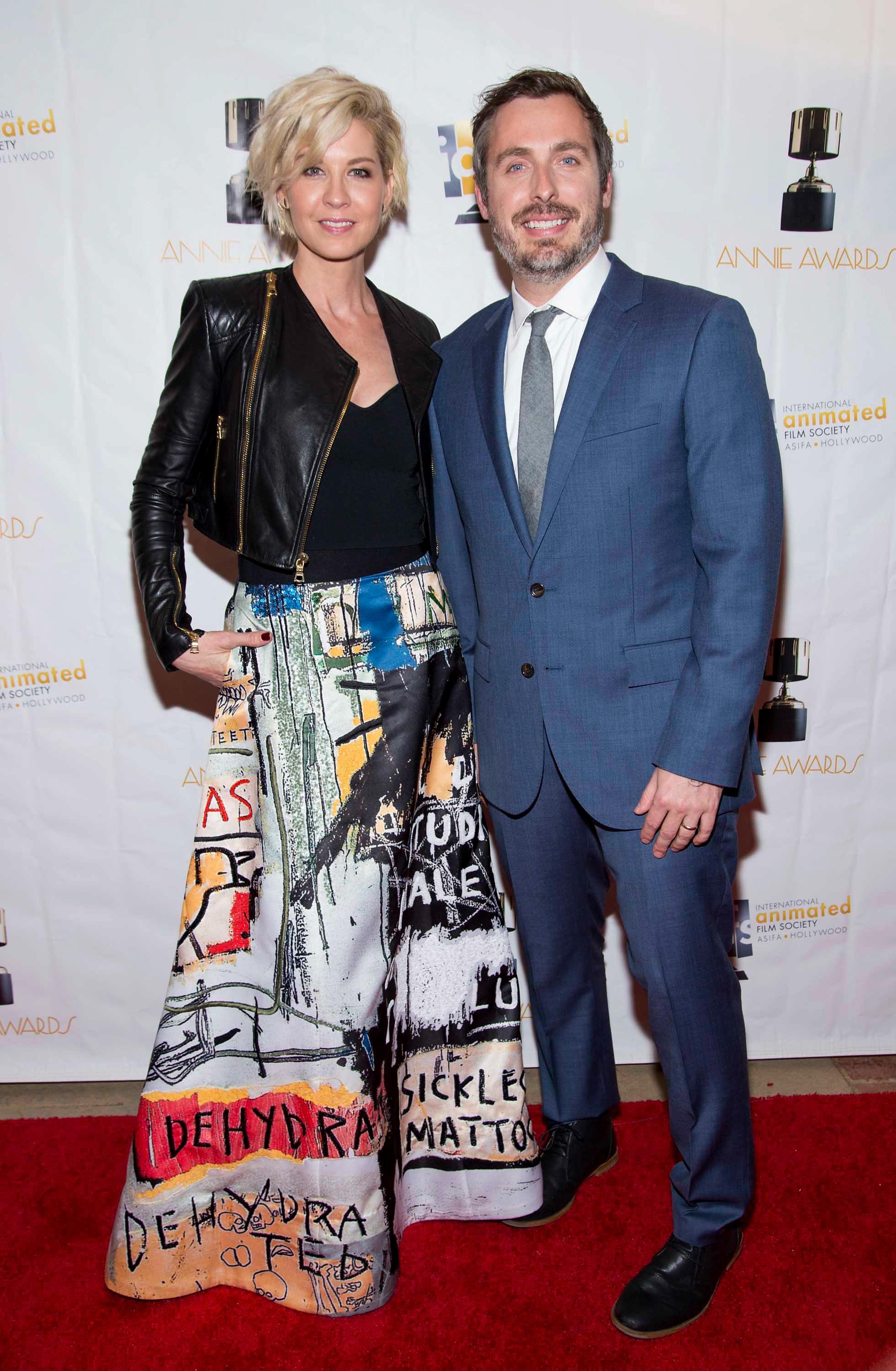 Jenna Elfman arrives to the 44th Annual Annie Awards