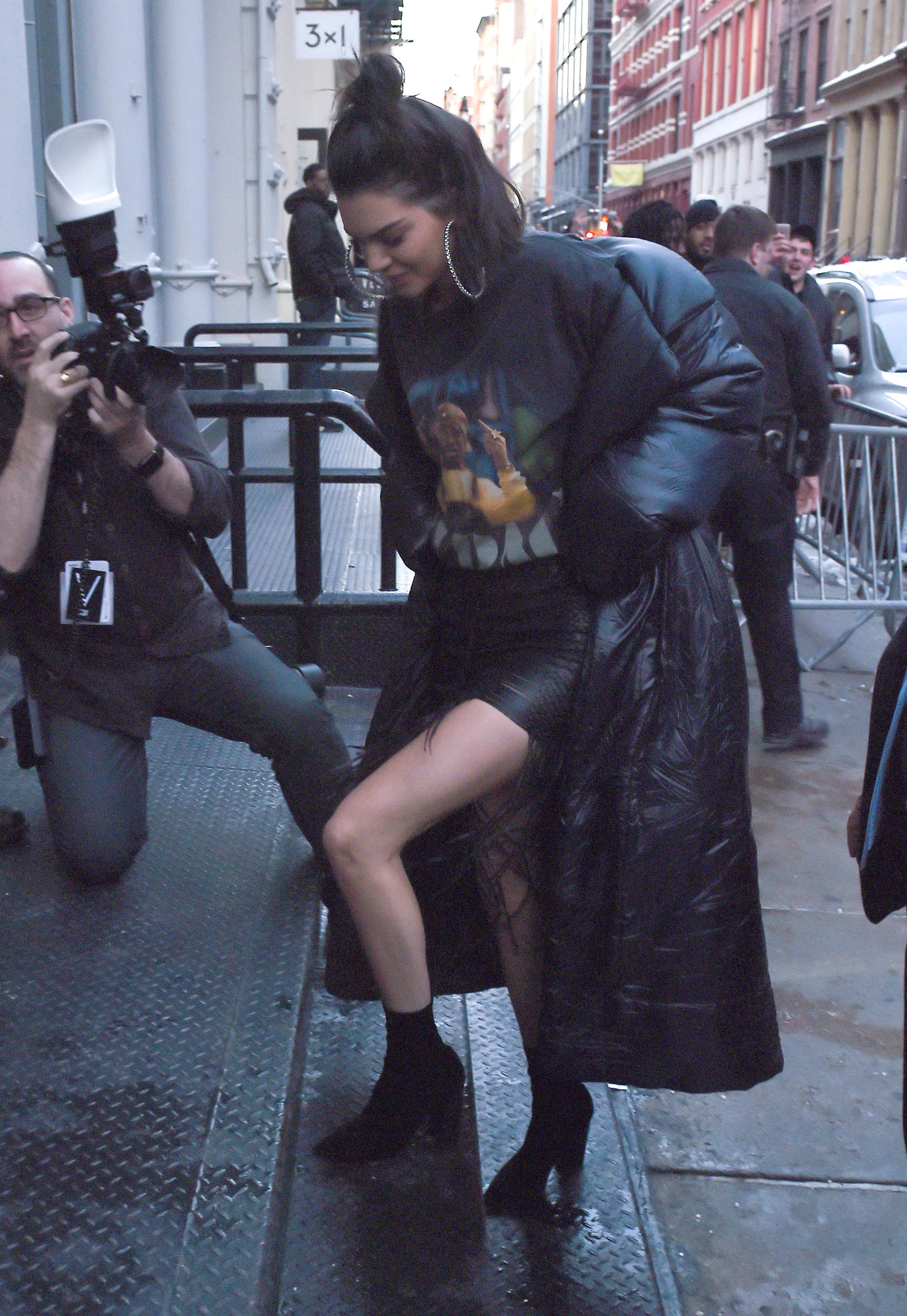 Kendall Jenner arriving at the V Magazine Pop Up Shop