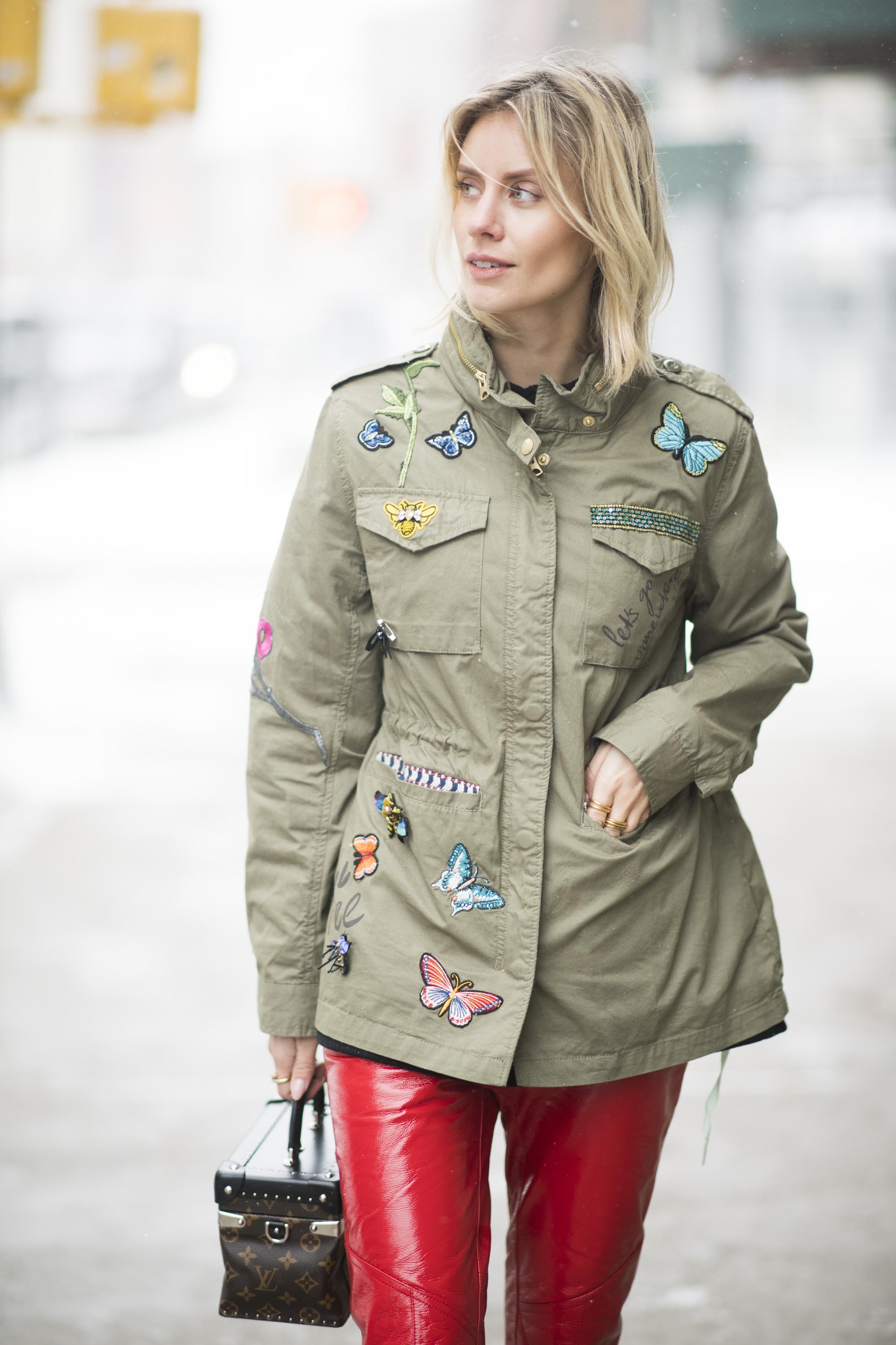 Lisa Hahnbueck street style in NYC #1