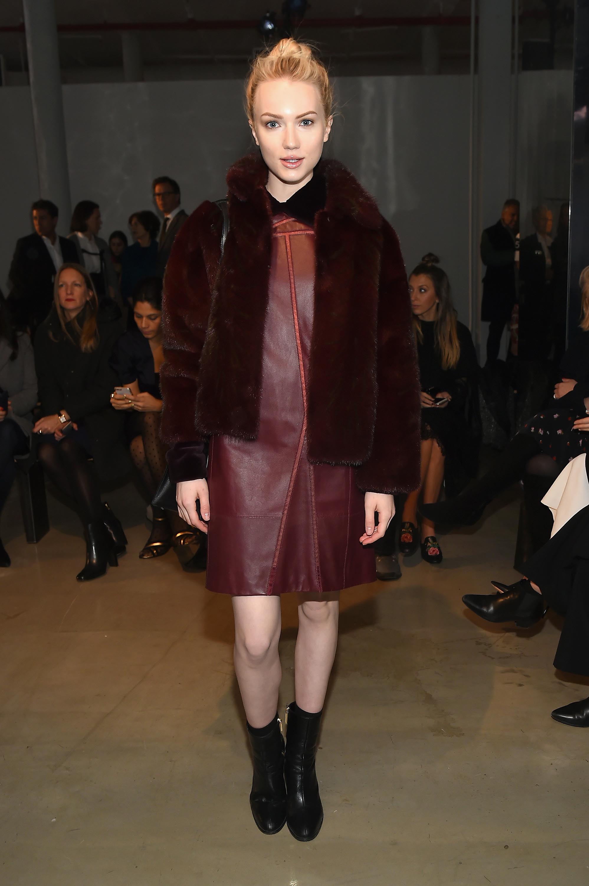 Emily Ruhl attends the Carolina Herrera Collection fashion show