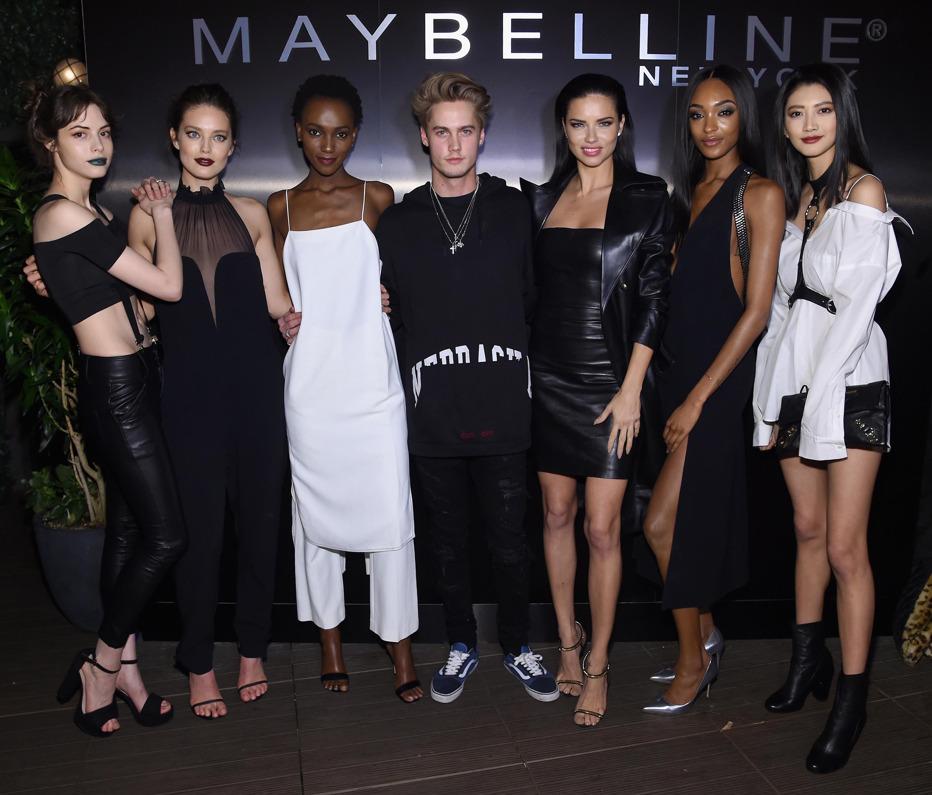 Kemp Muhl attends Maybelline NYFW Welcome Party