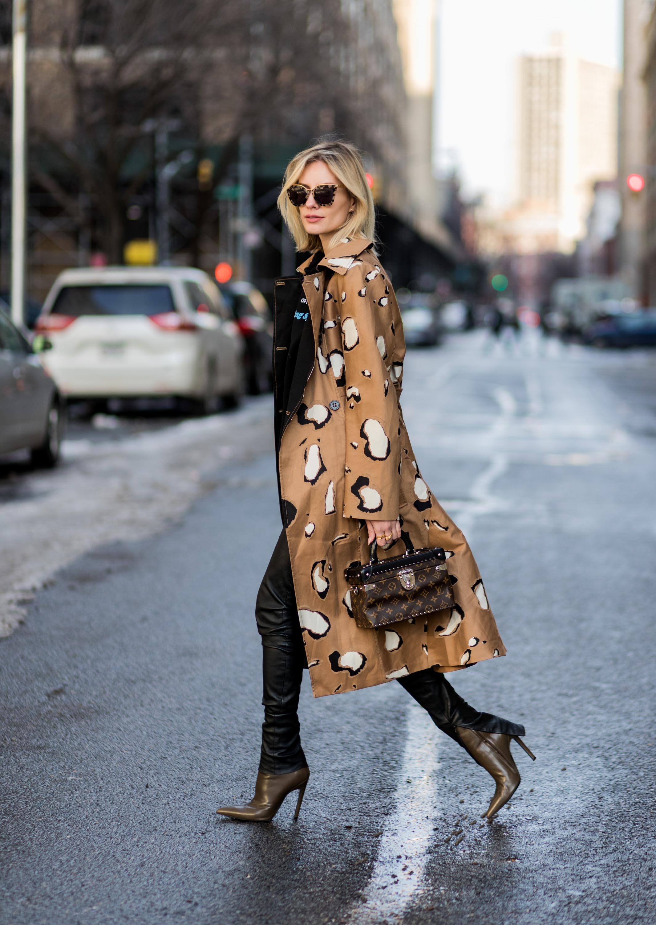 Lisa Hahnbueck street style in NYC