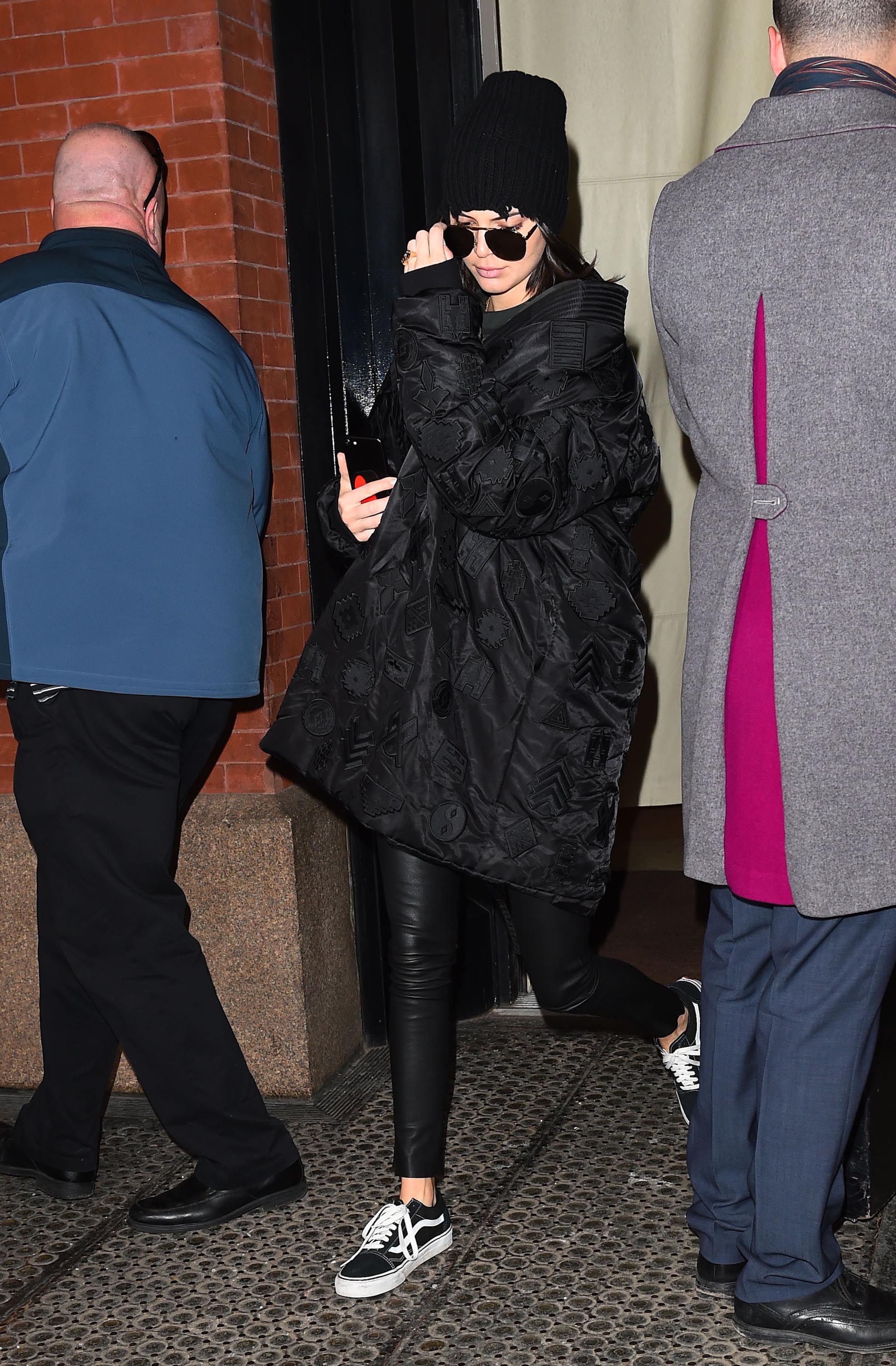 Kendall Jenner leaves Kim Kardashian’s apartment