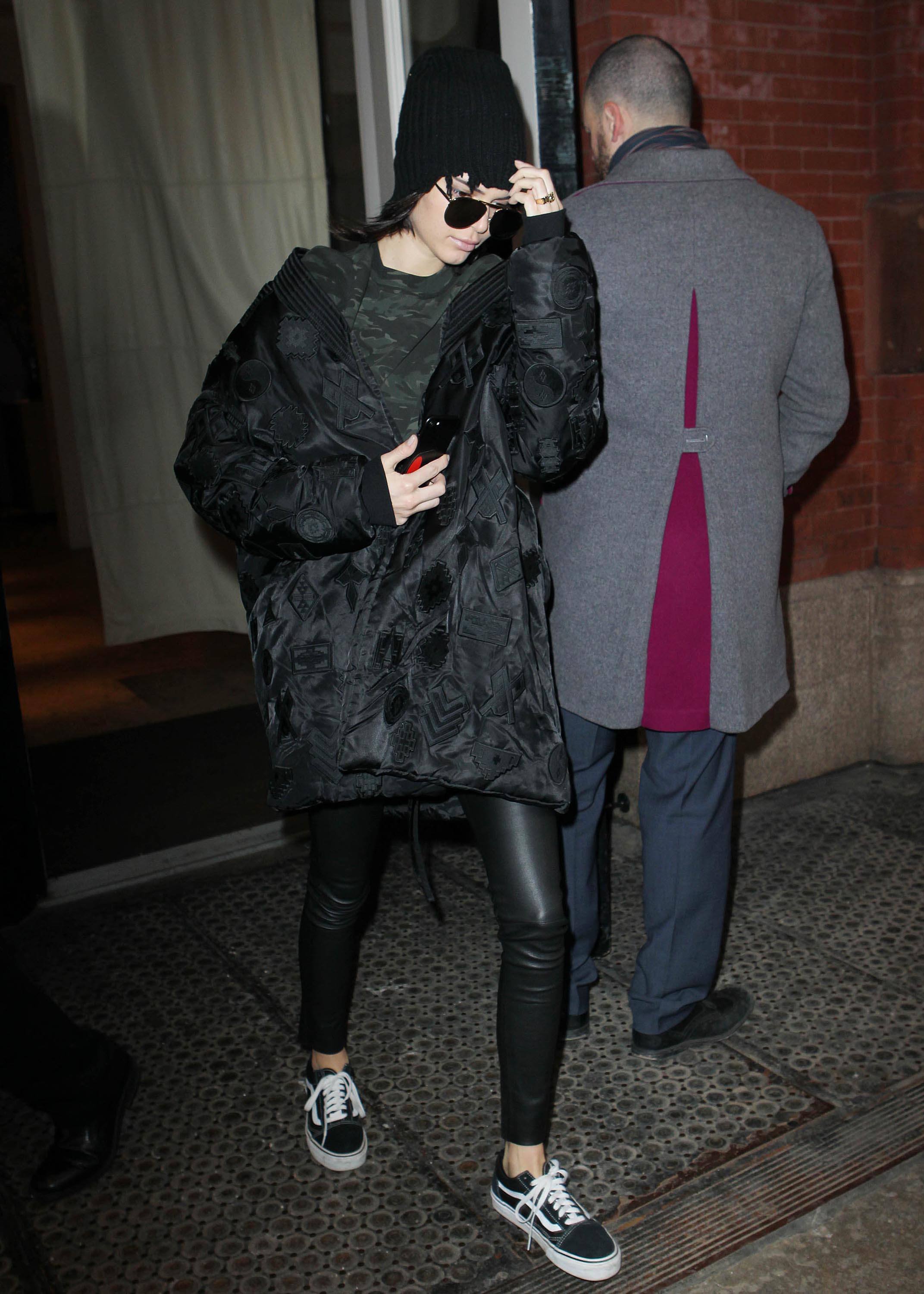 Kendall Jenner leaves Kim Kardashian’s apartment