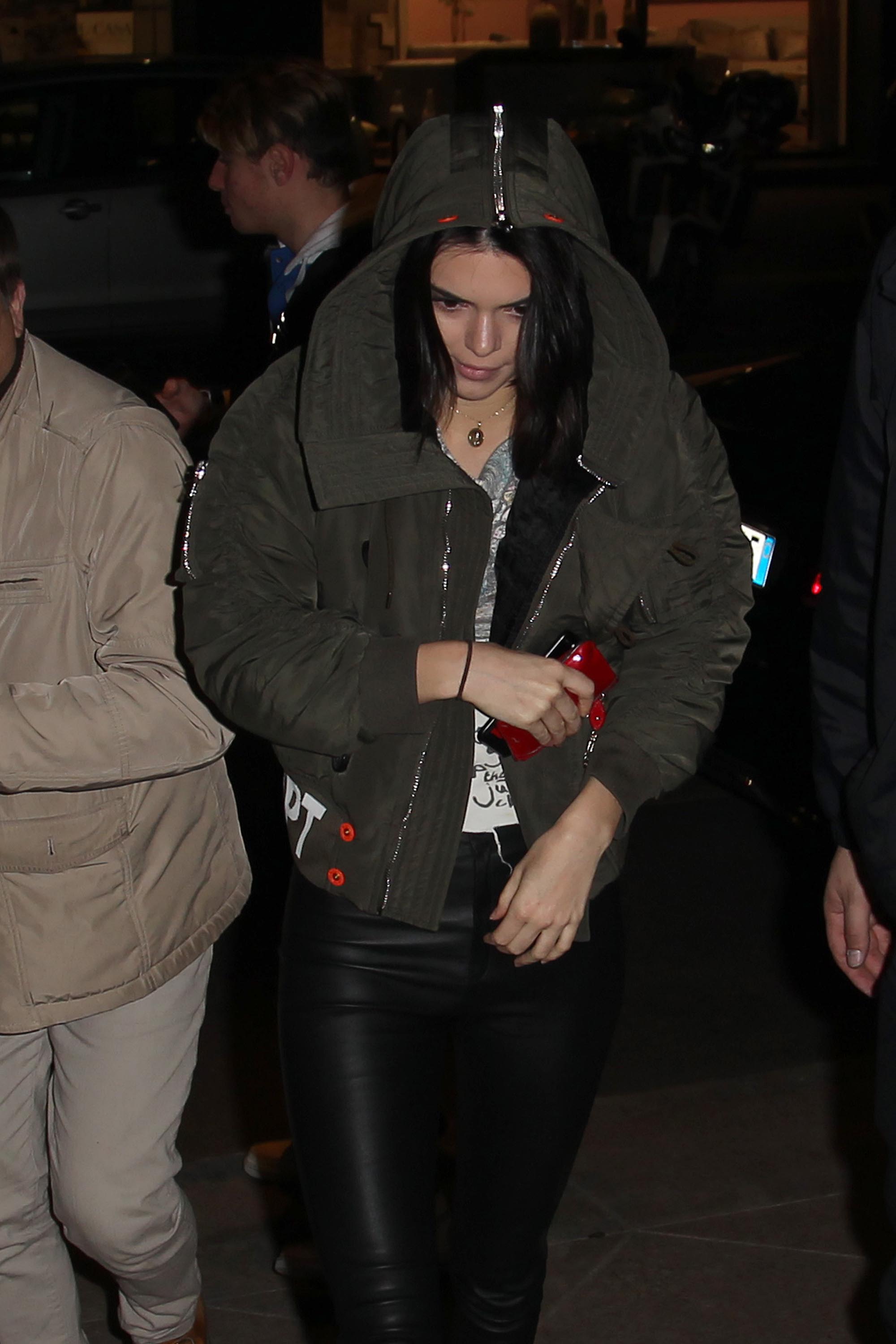 Kendall Jenner arriving at her hotel