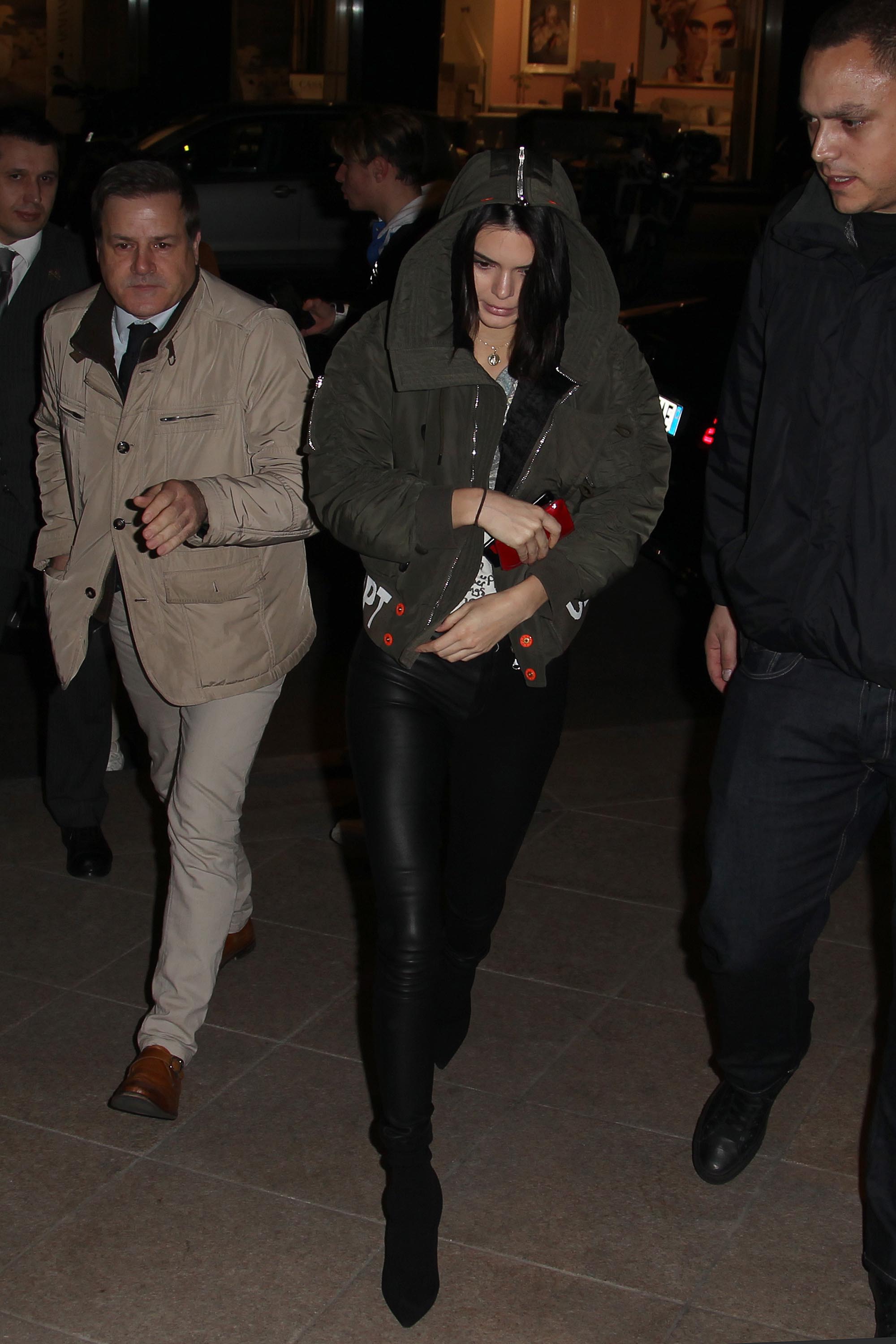Kendall Jenner arriving at her hotel