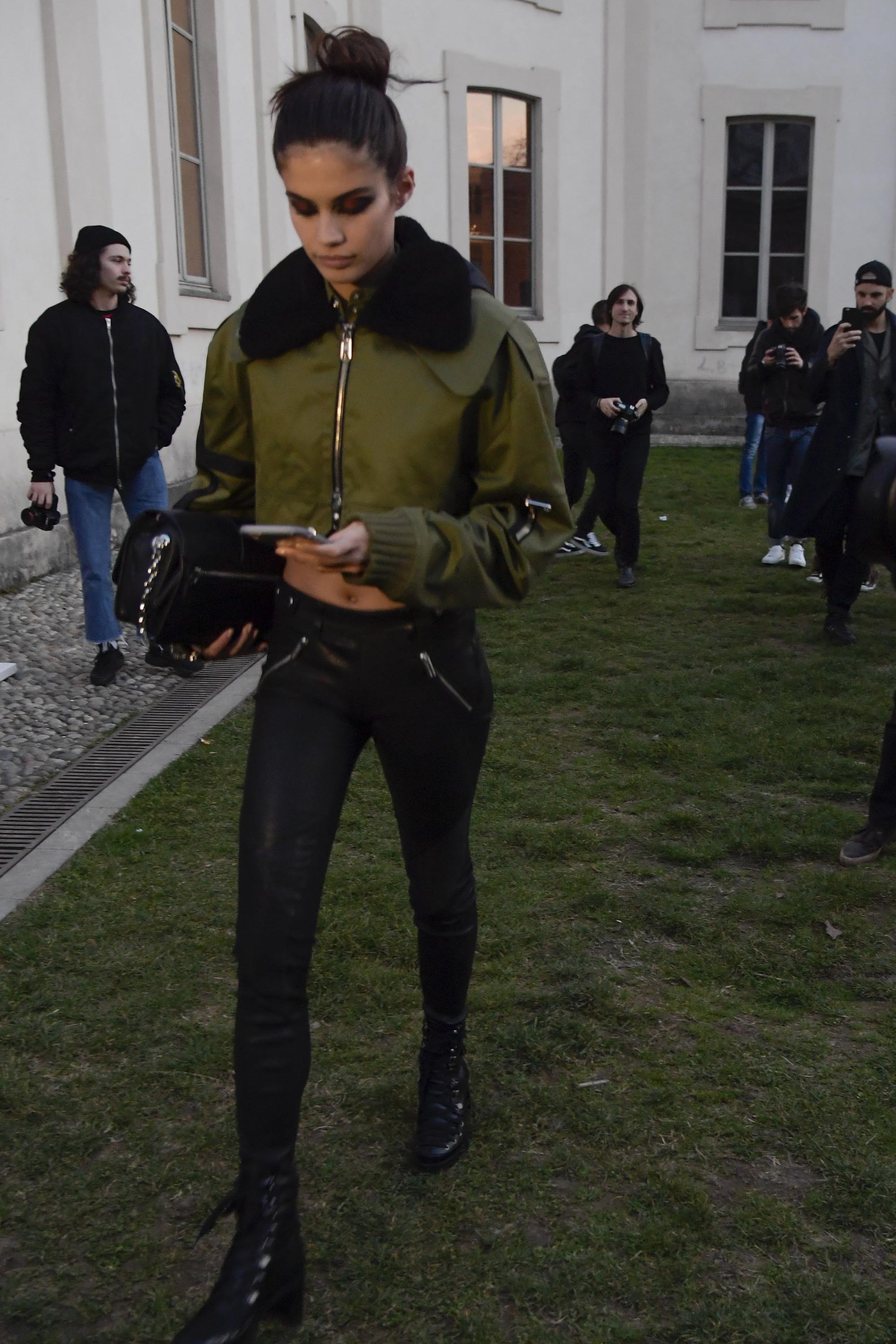 Sara Sampaio street style in Milan