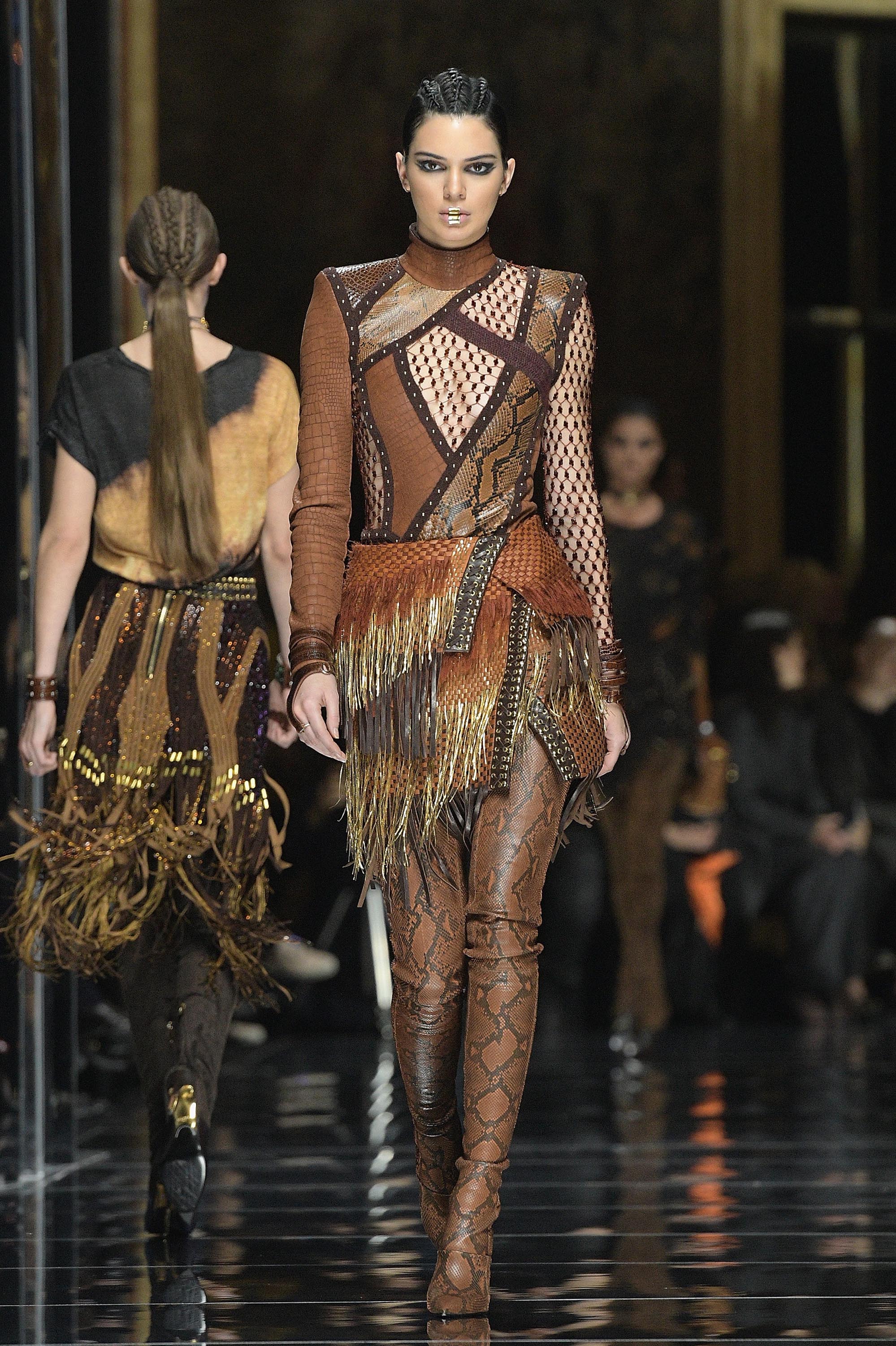 Kendall Jenner attends Balmain show Autumn Winter 2017
