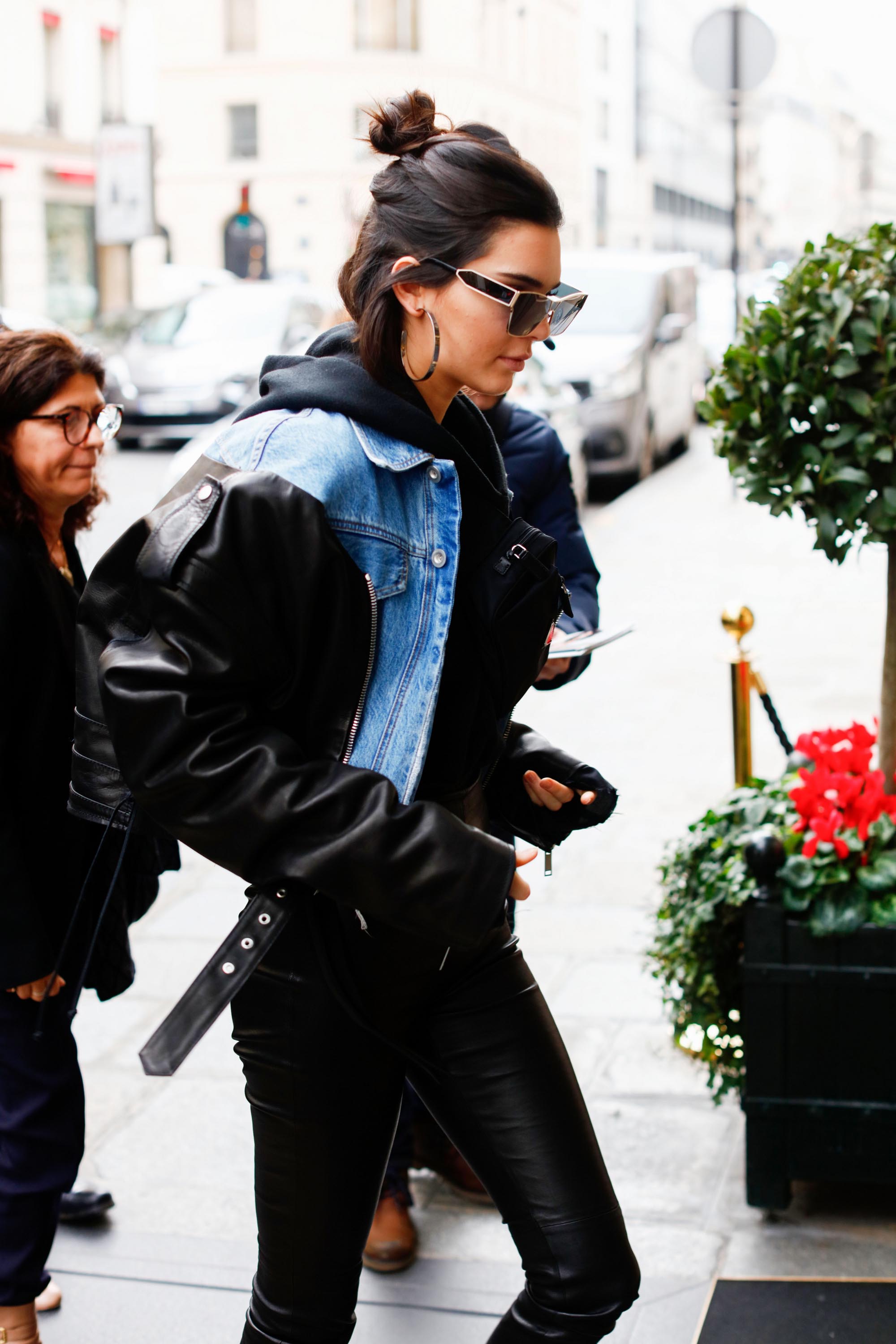 Kendall Jenner arrives at her hotel