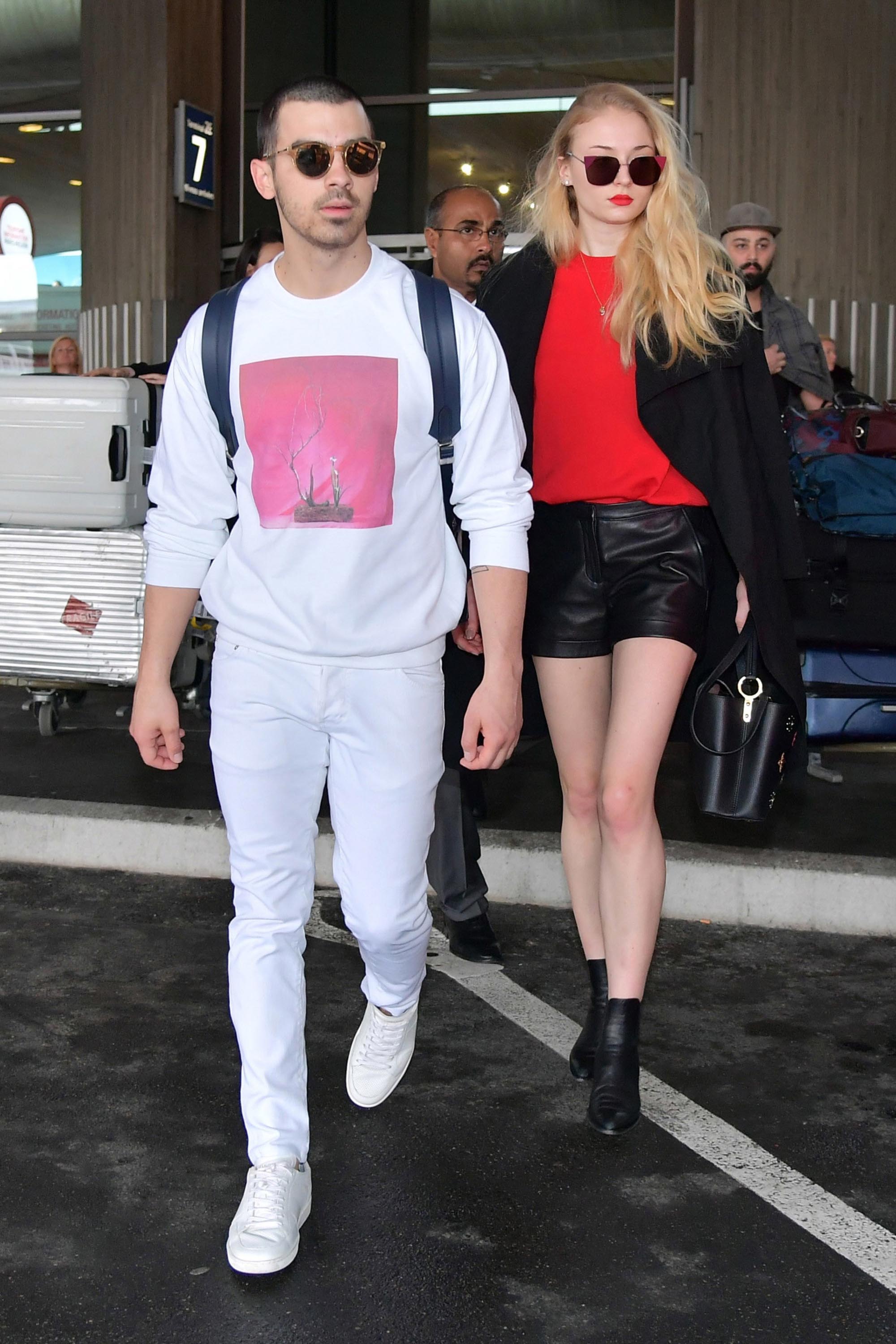 Sophie Turner arrives in Paris