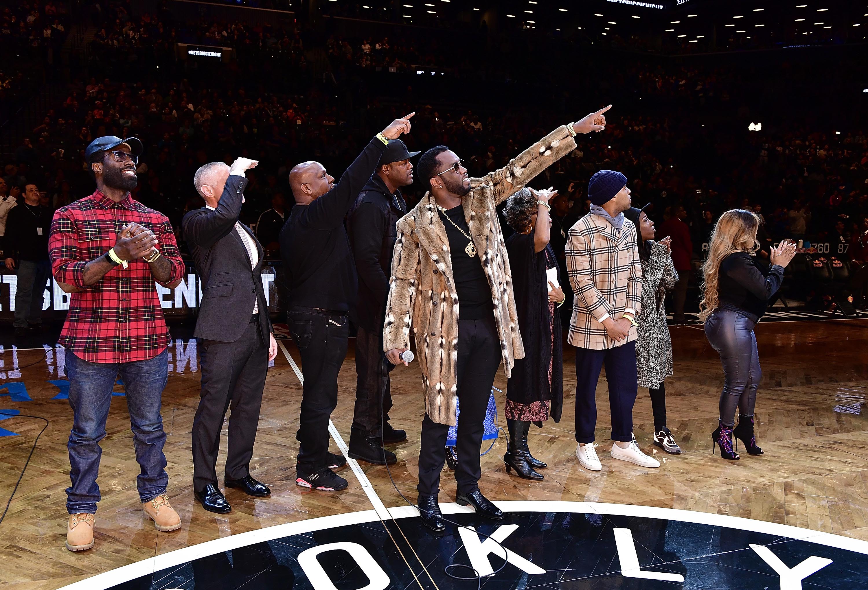 Lil’ Kim attends New York Knicks Vs. Brooklyn Nets game