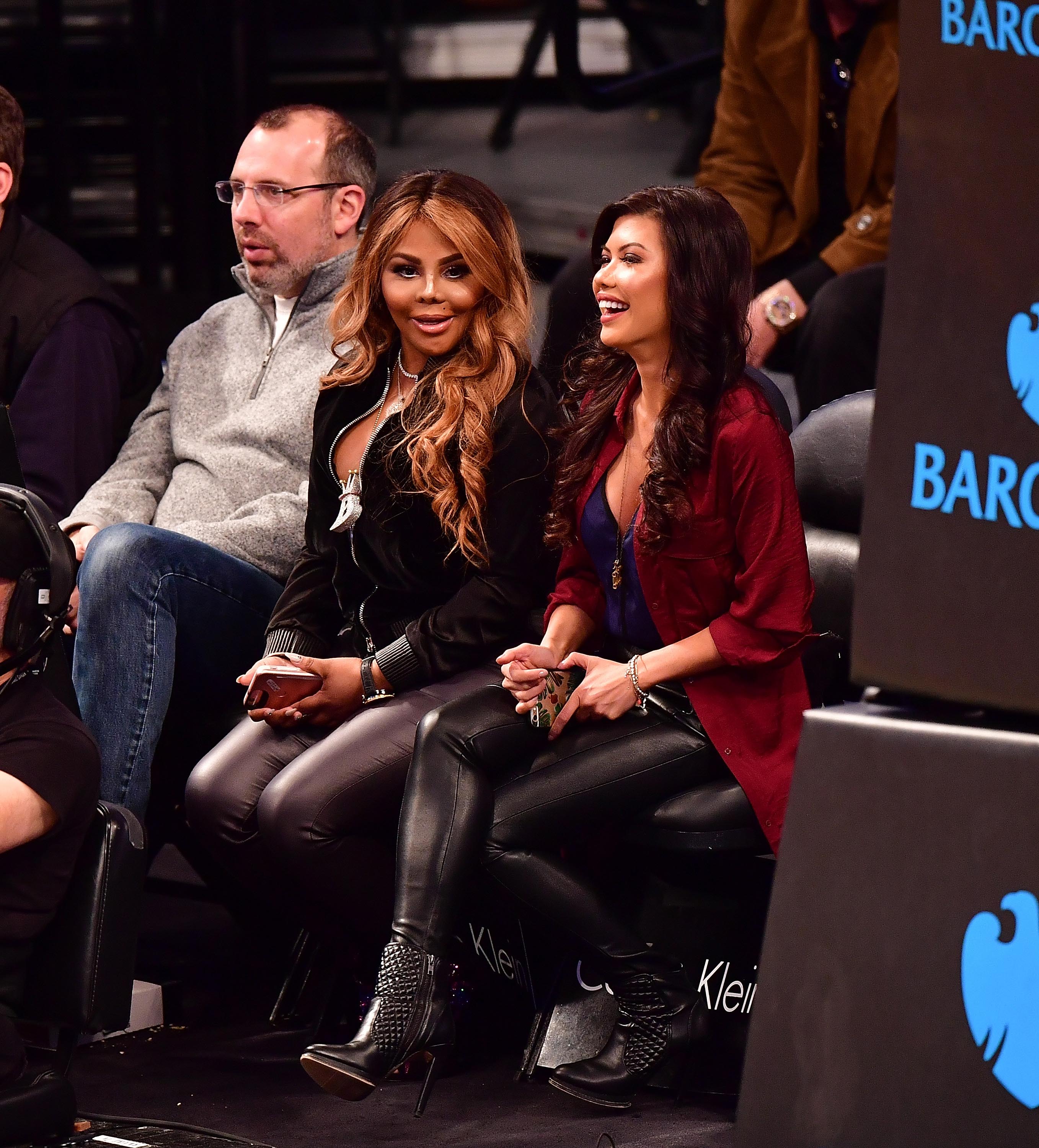 Lil’ Kim attends New York Knicks Vs. Brooklyn Nets game